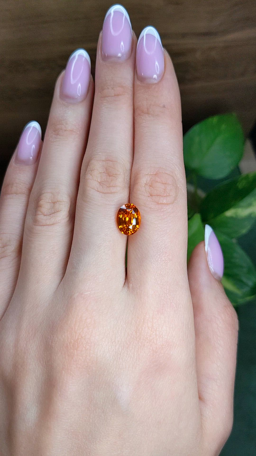 4.19 Ct. Yellowish Orange Sapphire from Ceylon (Sri Lanka) Size Video