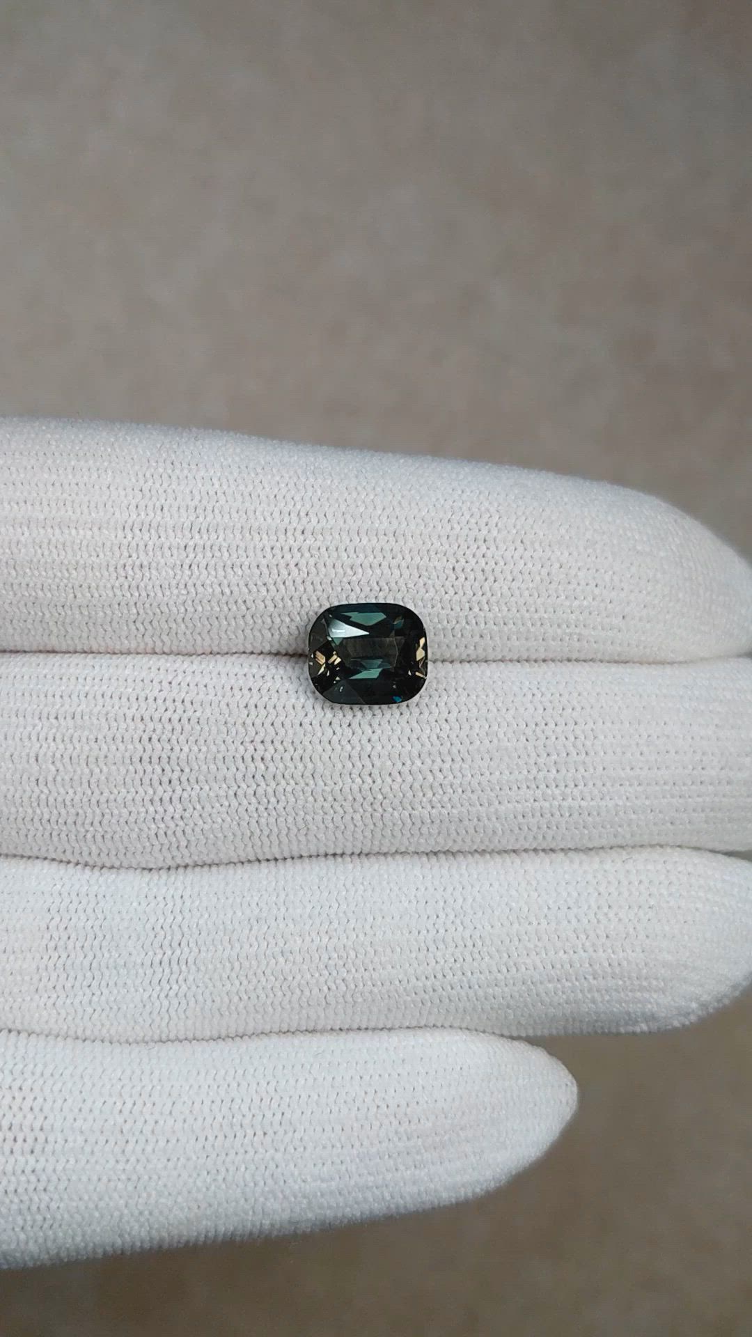 4.12 Ct. Greenish Blue Sapphire Size Video
