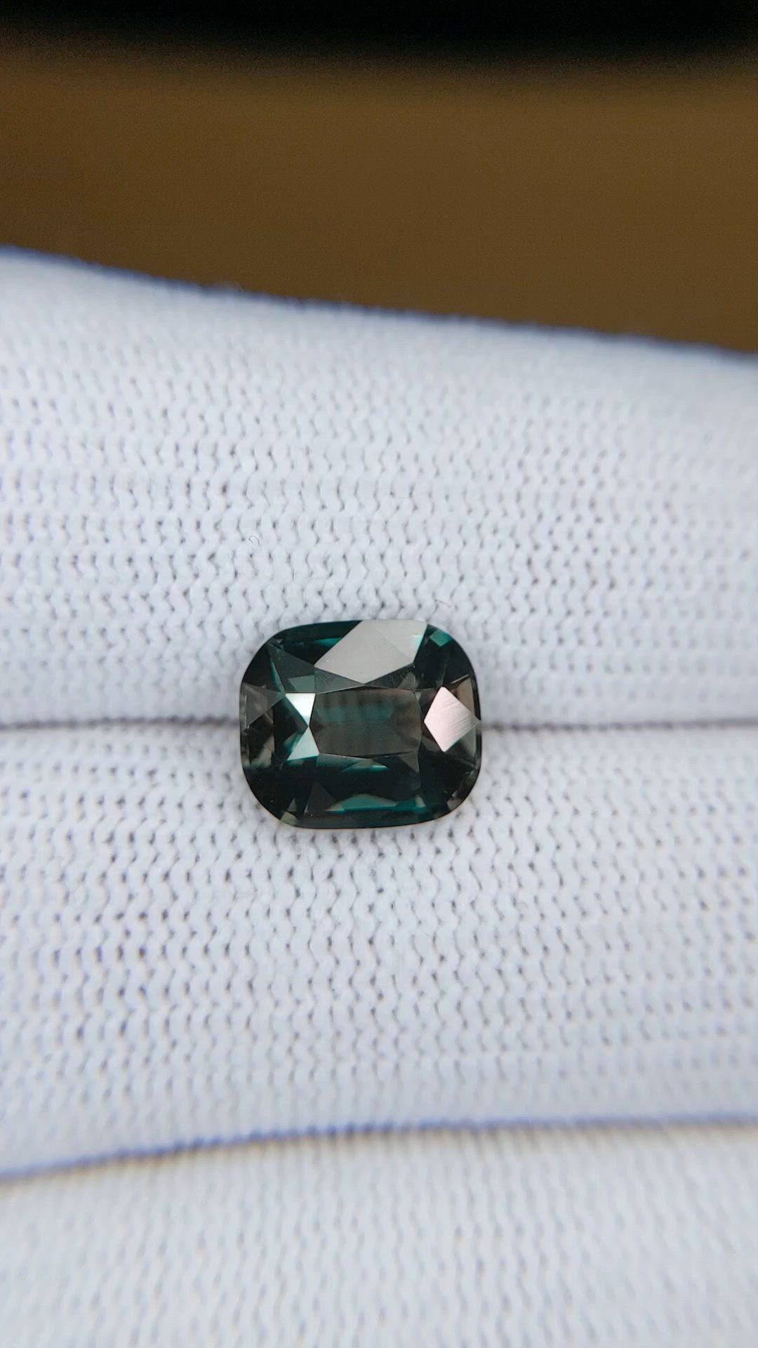 4.12 Ct. Greenish Blue Sapphire Size Video