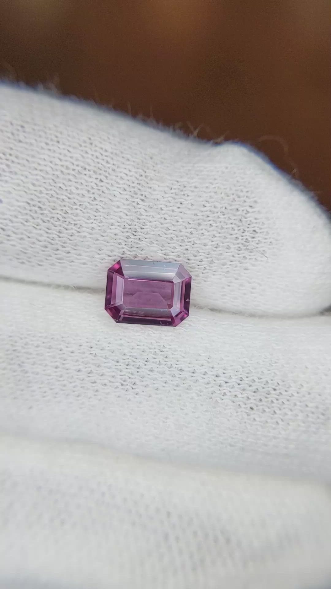 1.18 Ct. Pink Sapphire from Ceylon (Sri Lanka) Size Video