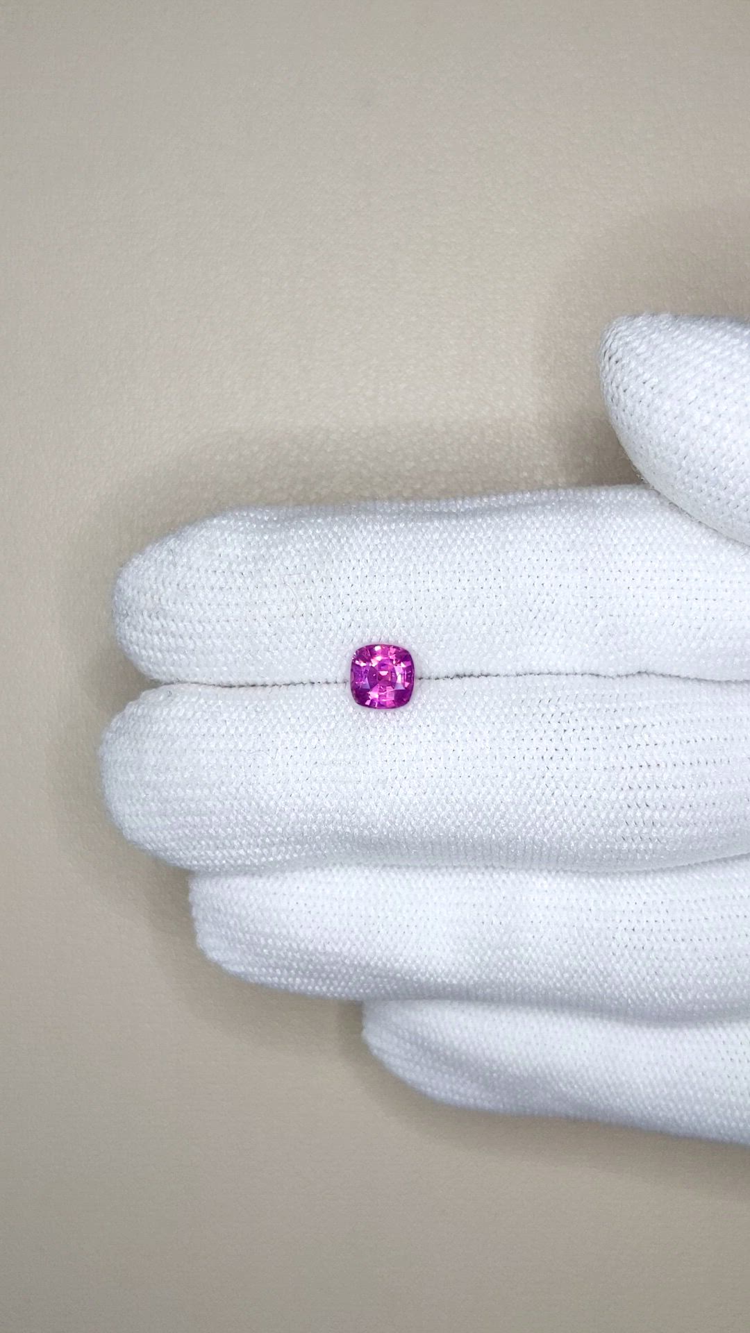 1.08 Ct. Purplish Pink Sapphire from Ceylon (Sri Lanka) Size Video
