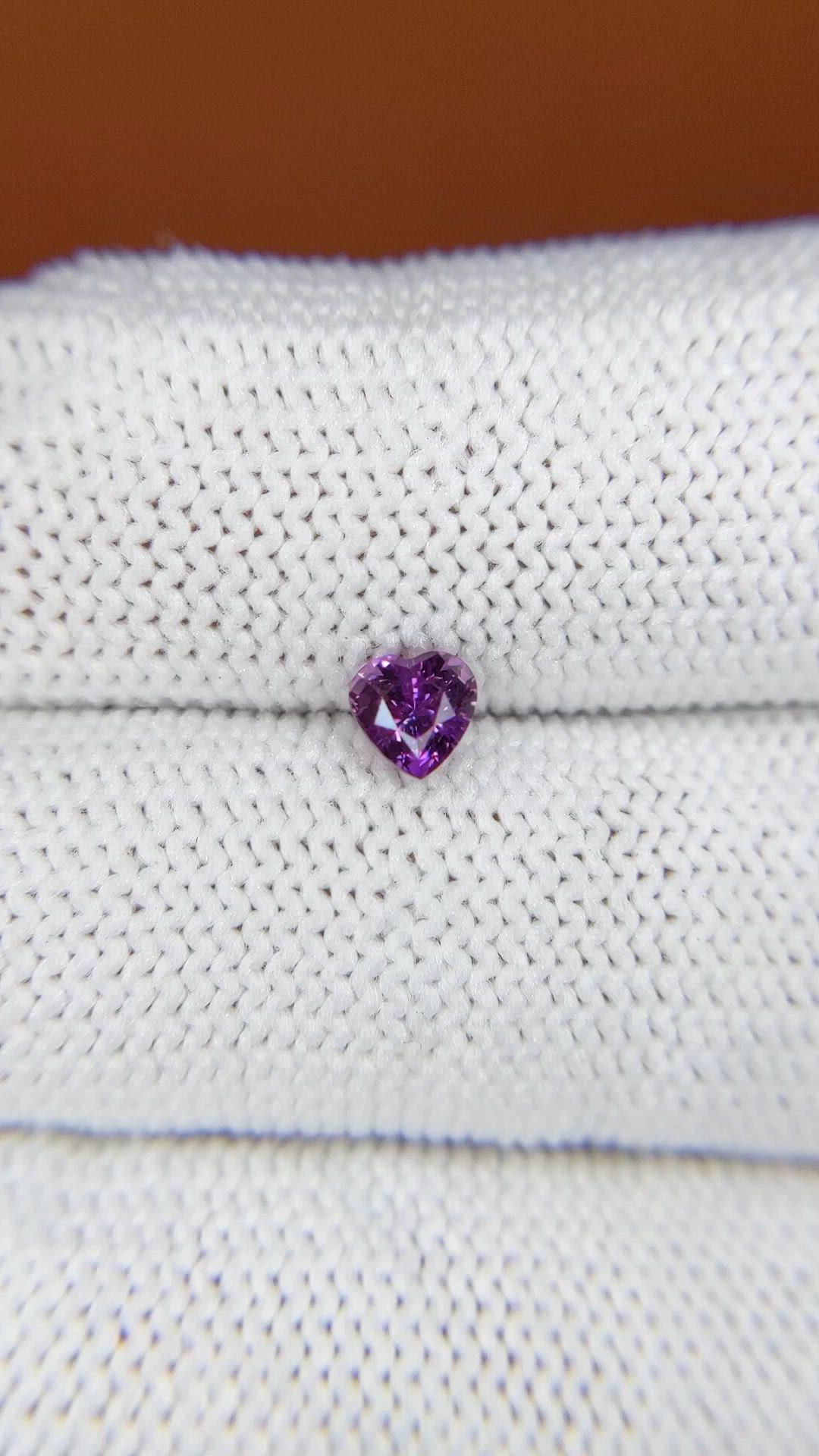 0.55 Ct. Pinkish Purple Sapphire from Ceylon (Sri Lanka) Size Video