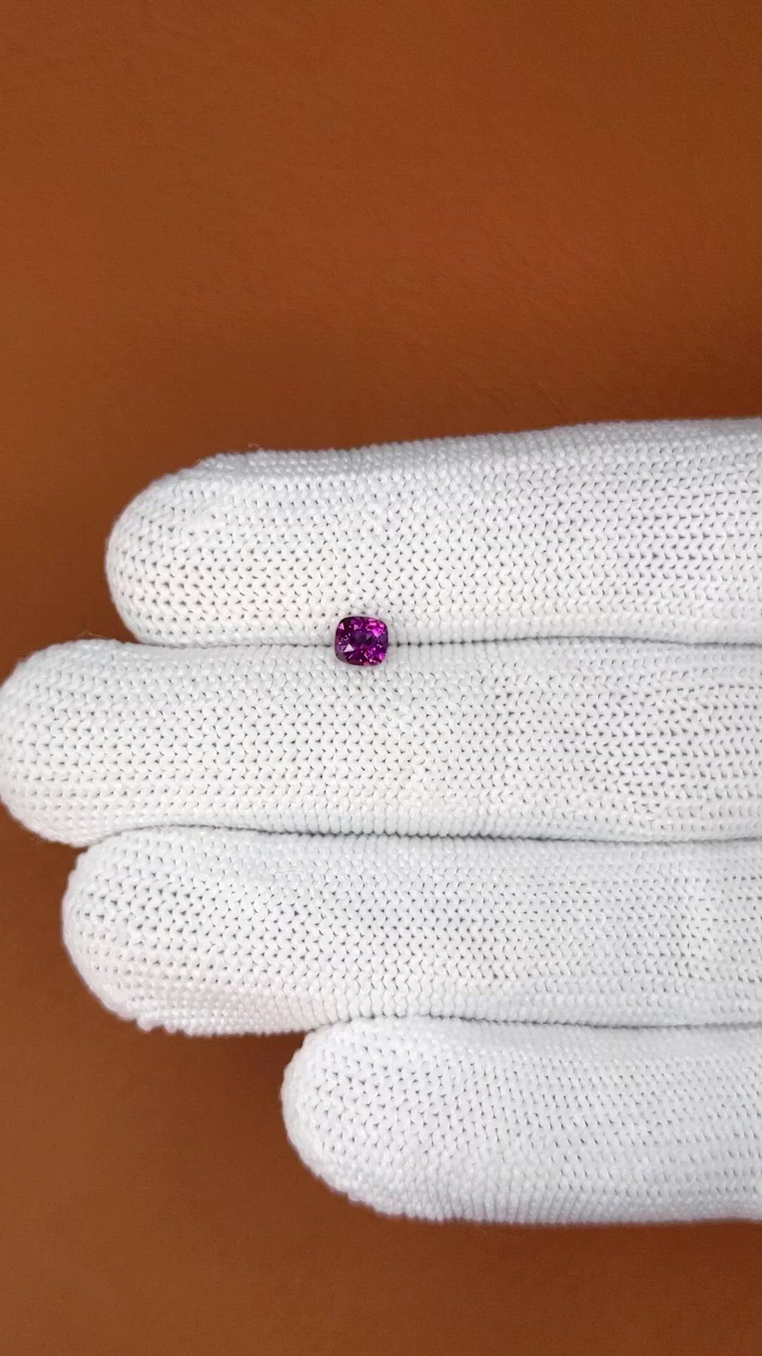 0.52 Ct. Pinkish Purple Sapphire from Ceylon (Sri Lanka) Size Video