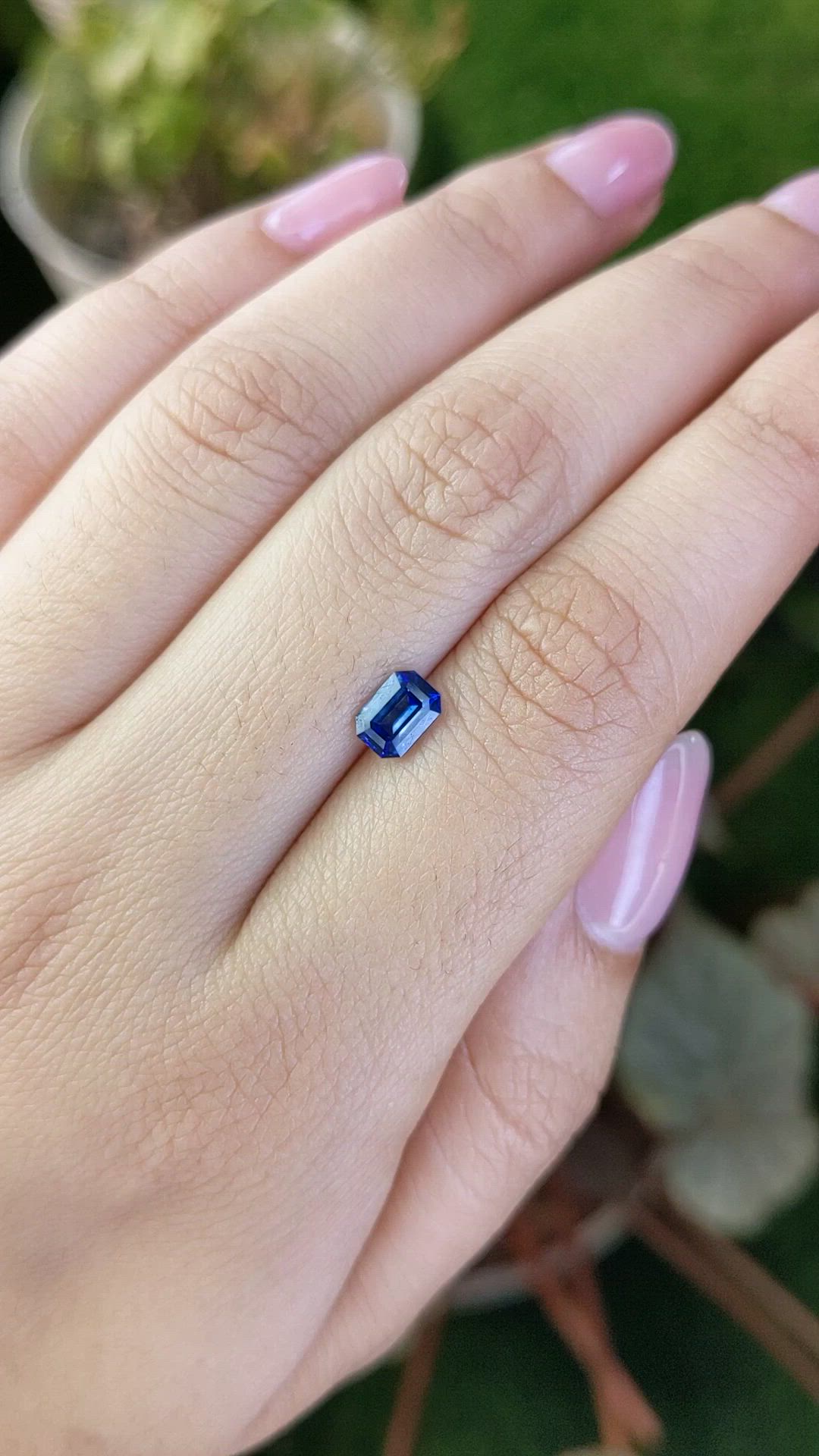 0.86 Ct. Blue Sapphire from Ceylon (Sri Lanka) Size Video