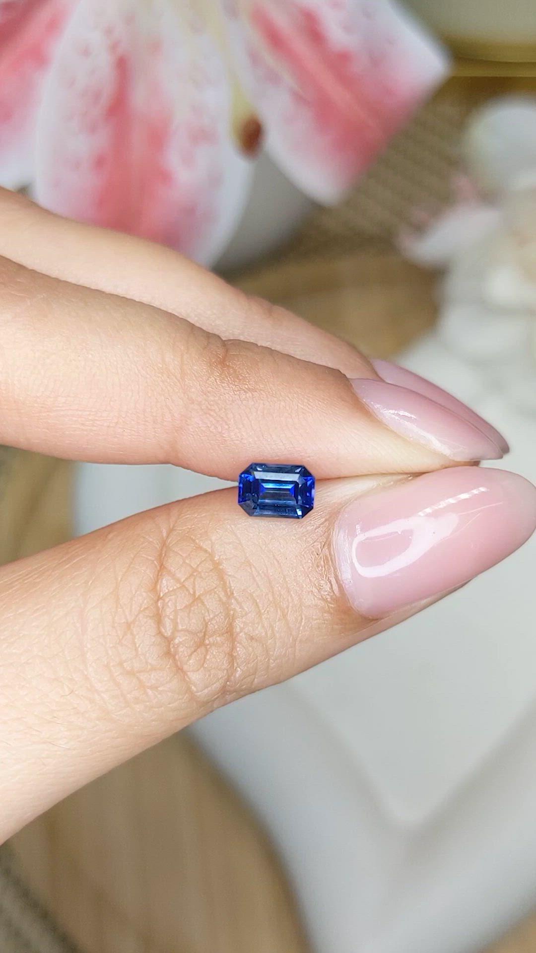 0.86 Ct. Blue Sapphire from Ceylon (Sri Lanka) Size Video