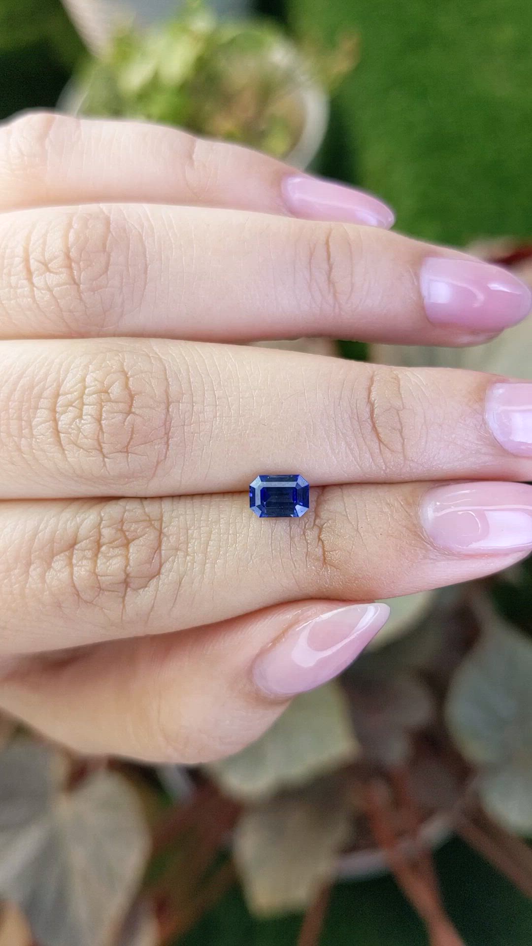 0.86 Ct. Blue Sapphire from Ceylon (Sri Lanka) Size Video