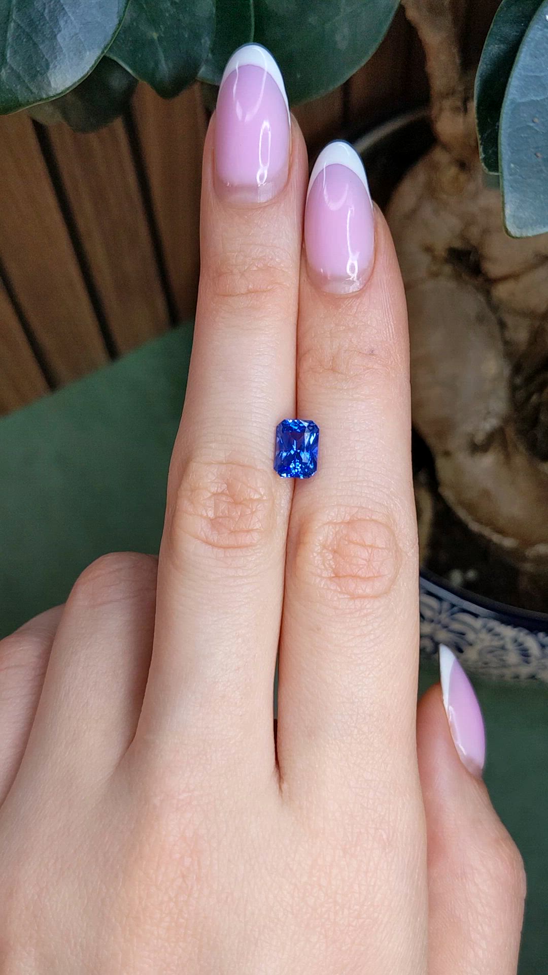 2.17 Ct. Blue Sapphire from Ceylon (Sri Lanka) Size Video