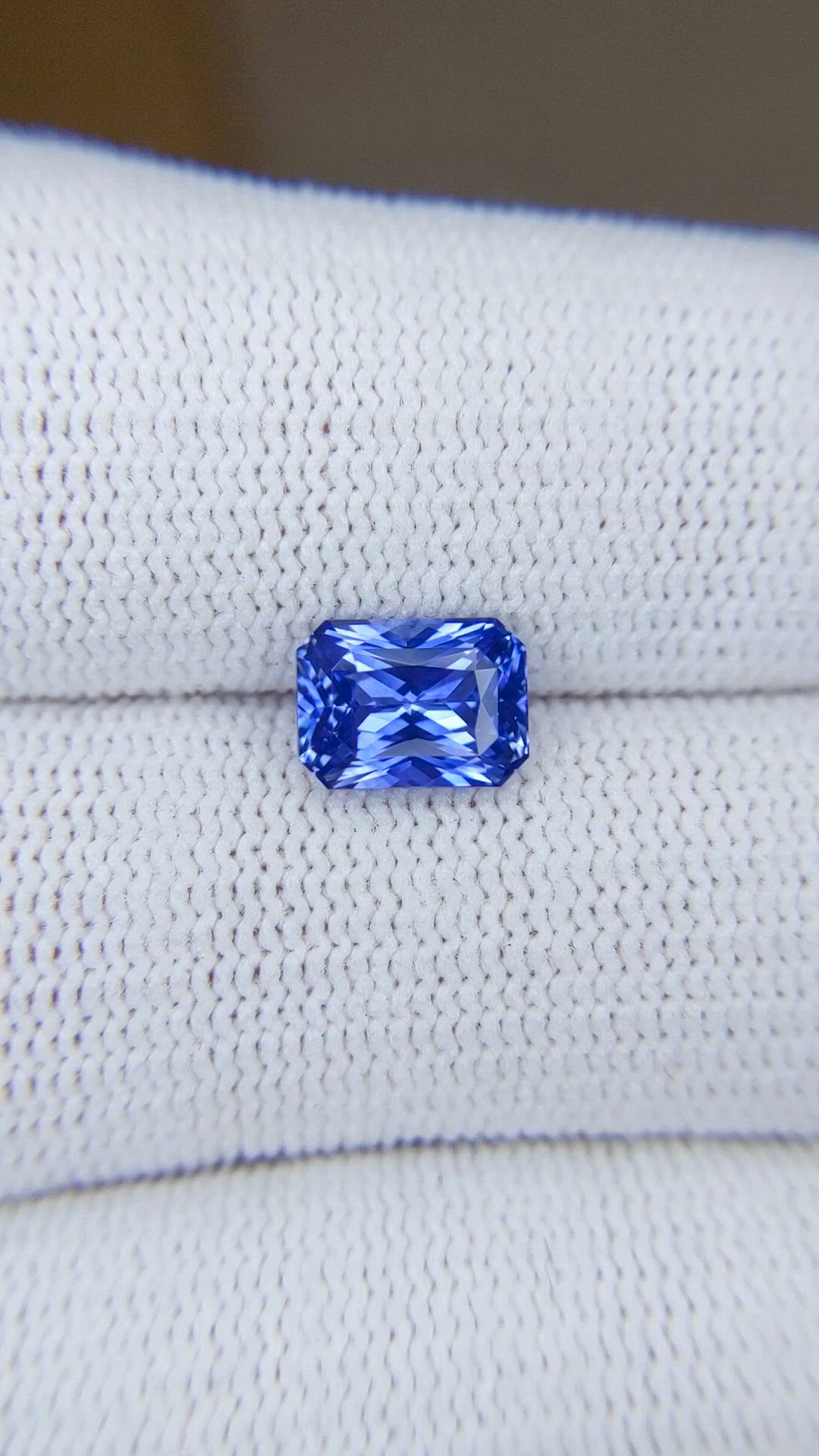 2.17 Ct. Blue Sapphire from Ceylon (Sri Lanka) Size Video