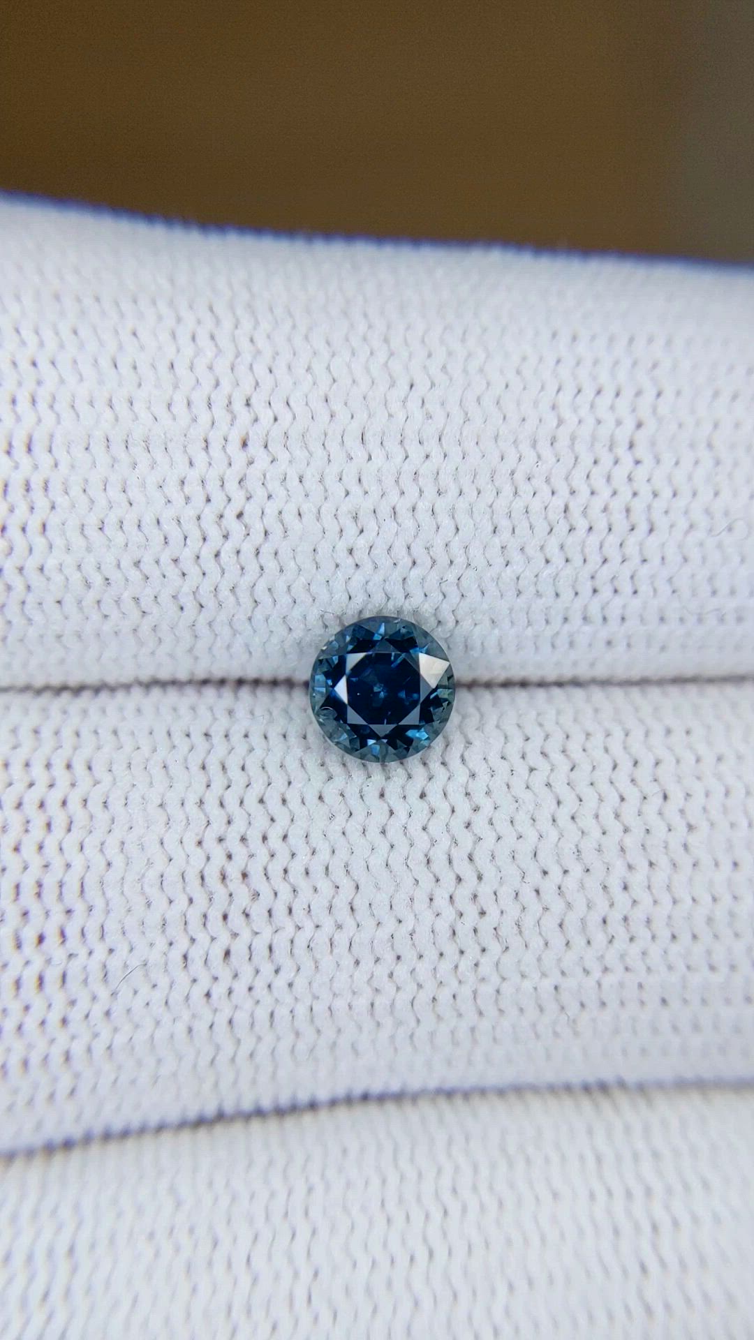 1.09 Ct. Greenish Blue Sapphire from Montana Size Video