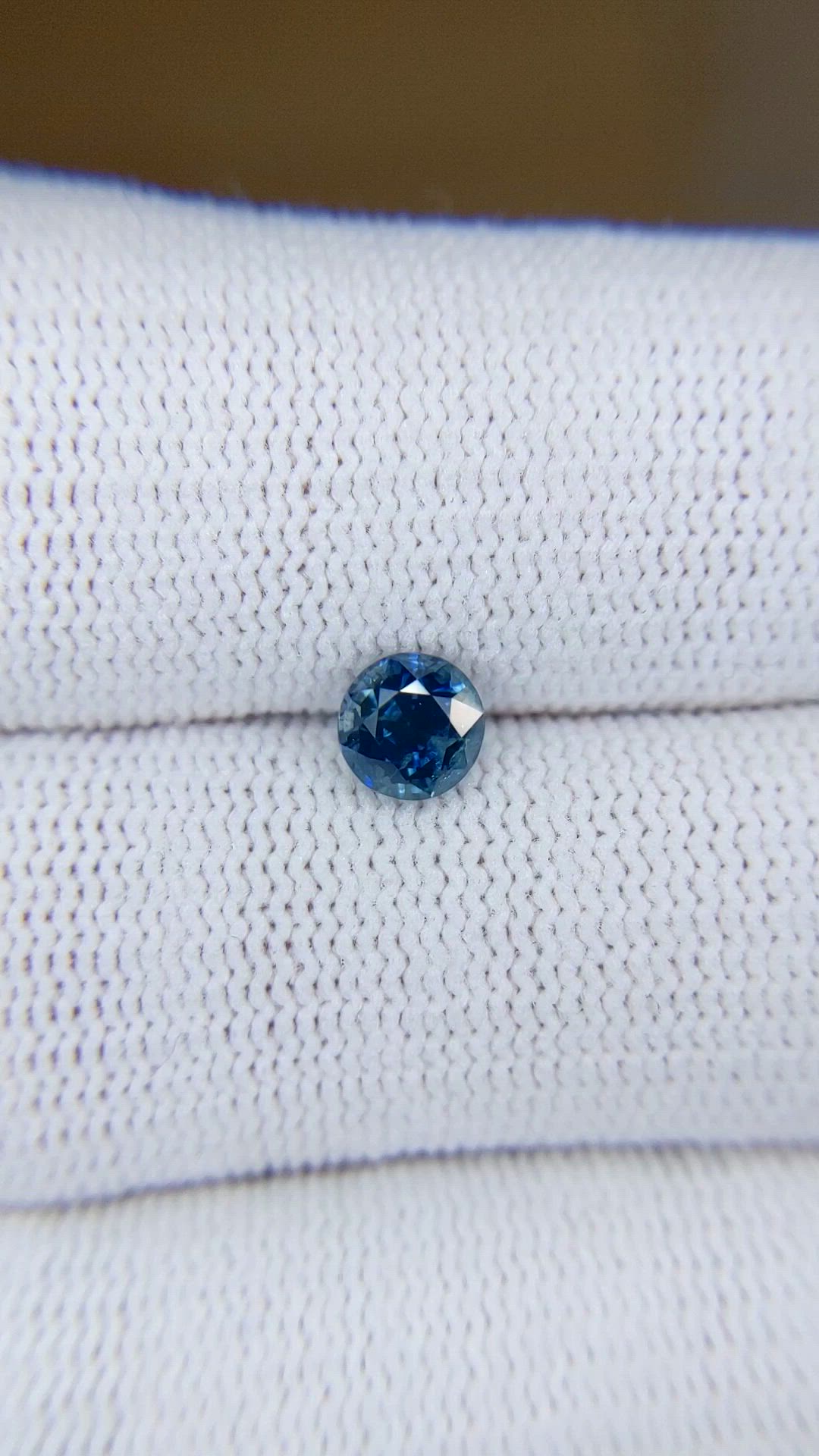 0.92 Ct. Greenish Blue Sapphire from Montana Size Video