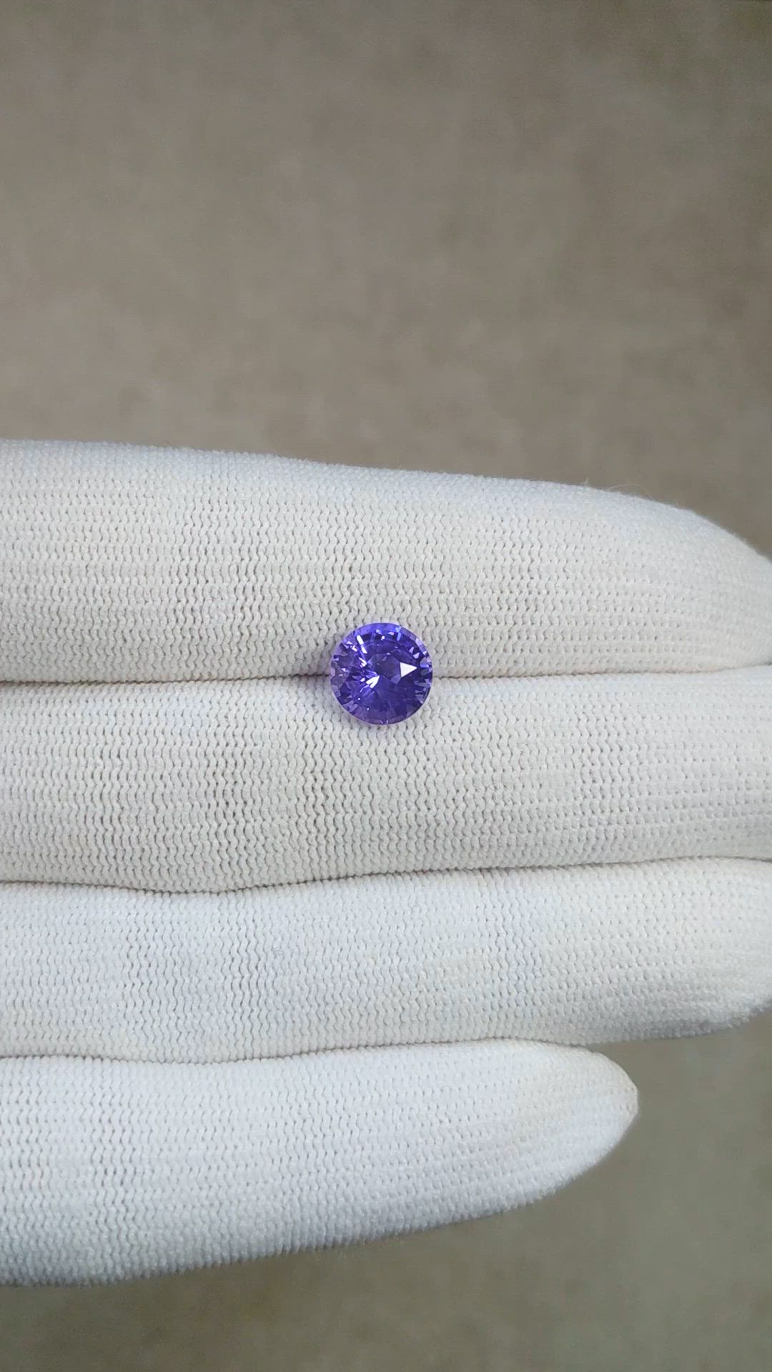 3.13 Ct. Violet Sapphire from Ceylon (Sri Lanka) Size Video