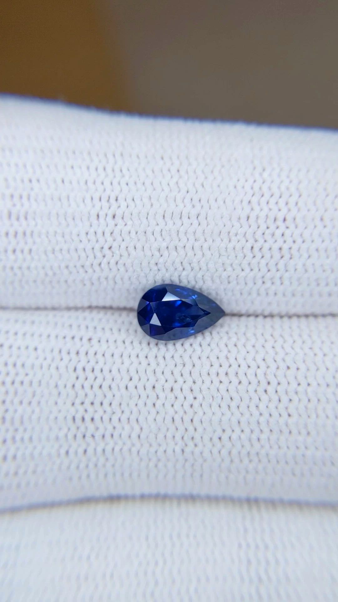 1.33 Ct. Blue Sapphire from Ceylon (Sri Lanka) Size Video