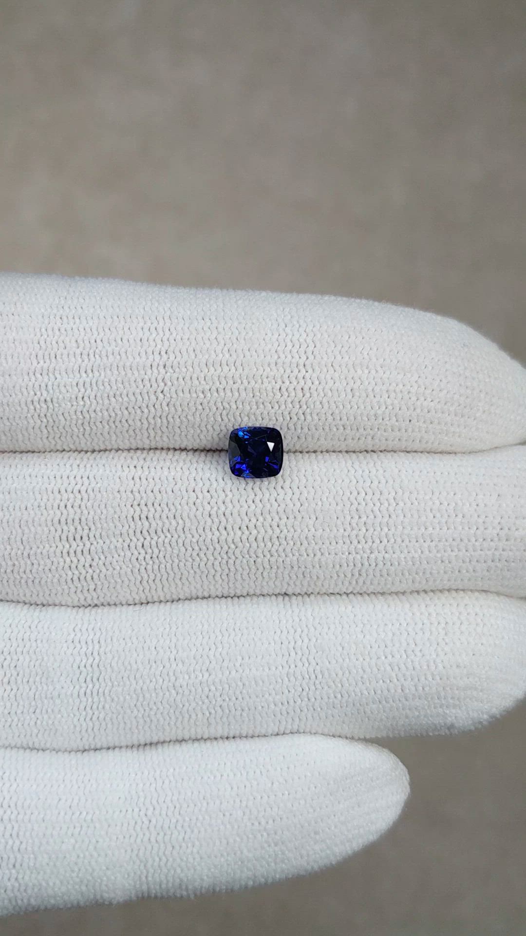 1.26 Ct. Blue Sapphire from Ceylon (Sri Lanka) Size Video