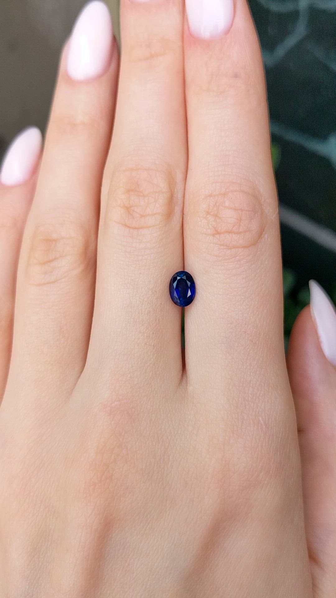 1.11 Ct. Blue Sapphire from Ceylon (Sri Lanka) Size Video