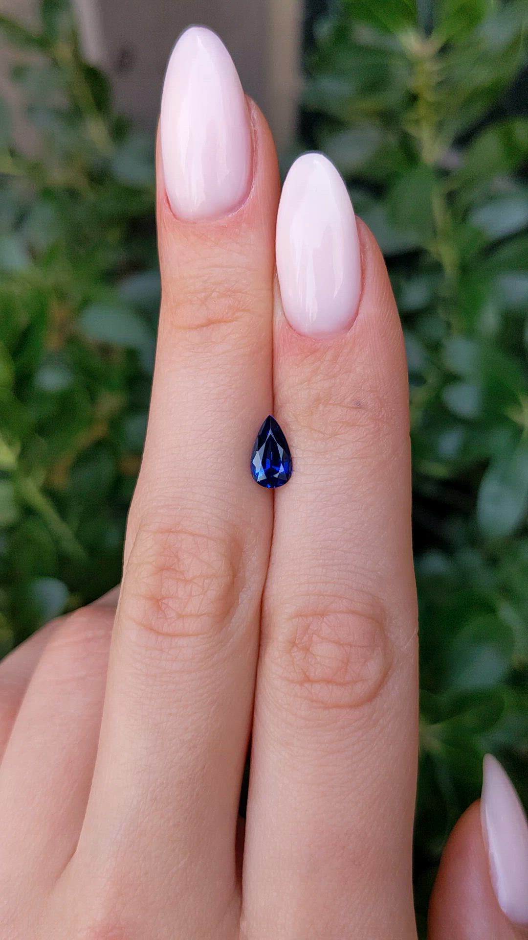 1.09 Ct. Blue Sapphire from Ceylon (Sri Lanka) Size Video