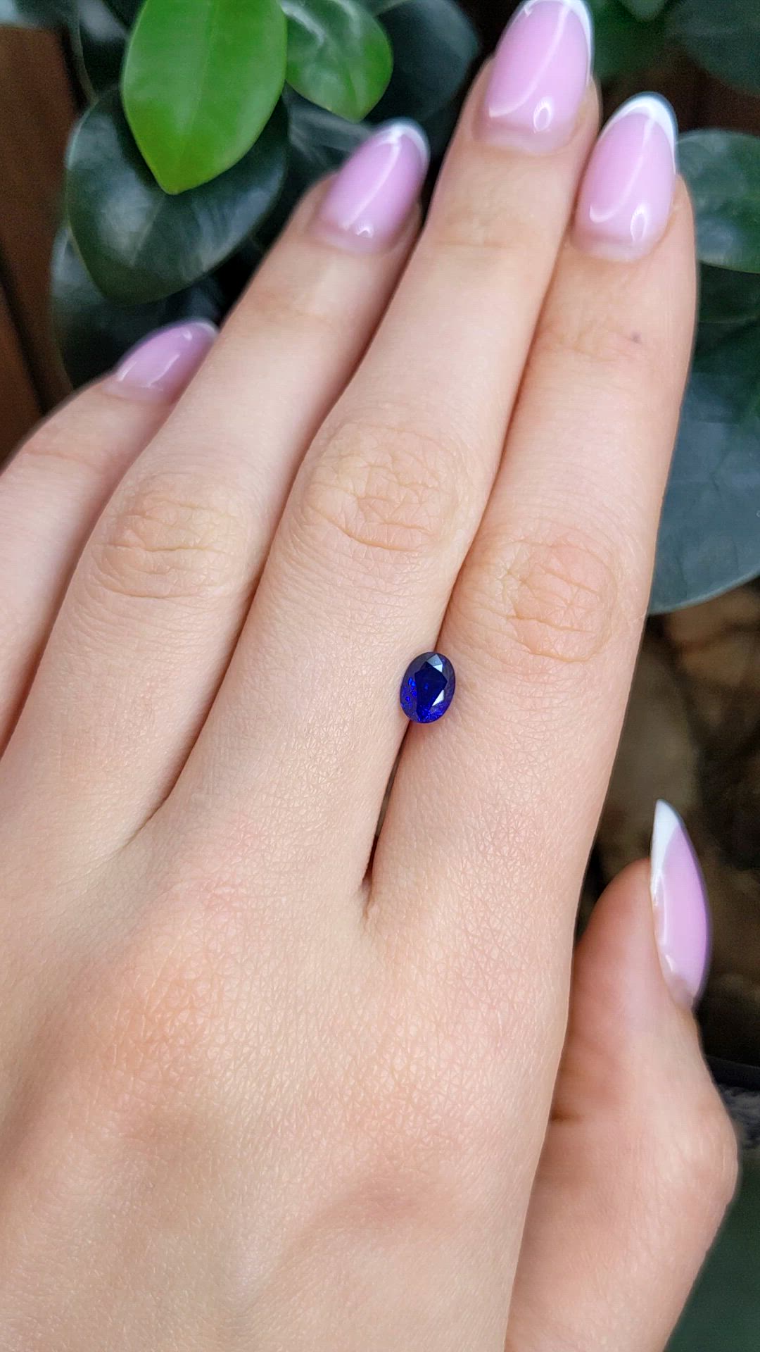 1.04 Ct. Purplish Blue Sapphire from Ceylon (Sri Lanka) Size Video