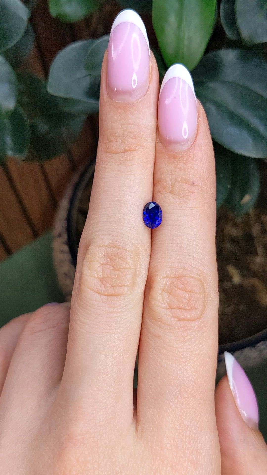 1.04 Ct. Purplish Blue Sapphire from Ceylon (Sri Lanka) Size Video
