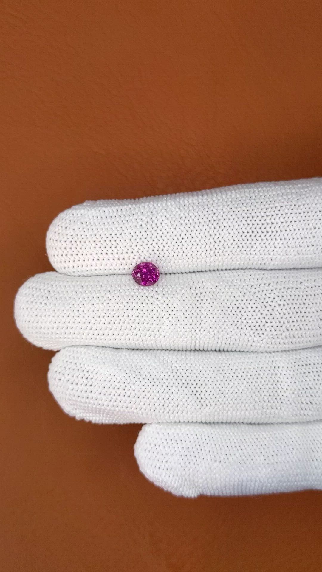 1.05 Ct. Purplish Pink Sapphire from Ceylon (Sri Lanka) Size Video