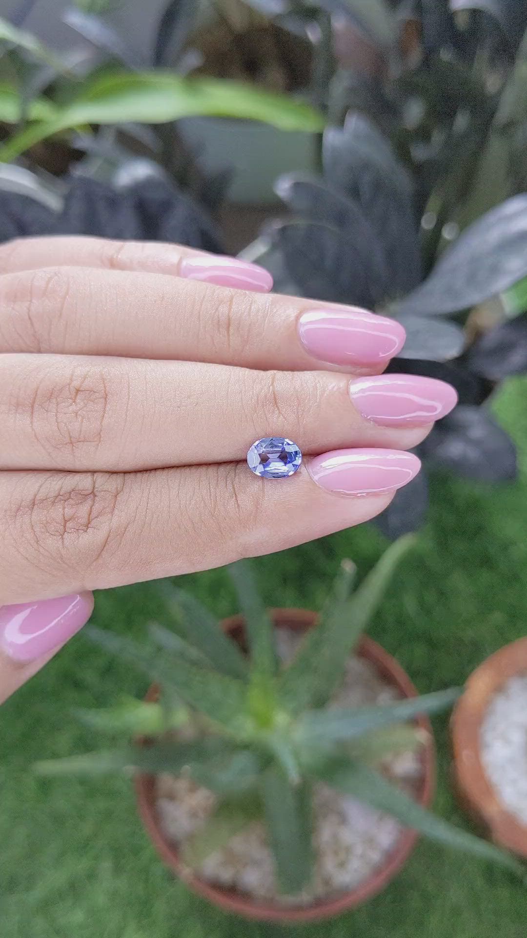 1.10 Ct. Purplish Blue Sapphire from Ceylon (Sri Lanka) Size Video