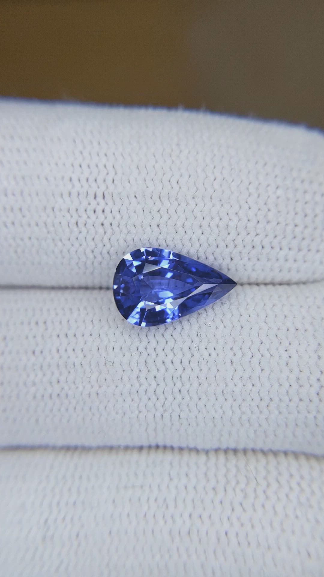 2.42 Ct. Blue Sapphire from Ceylon (Sri Lanka) Size Video