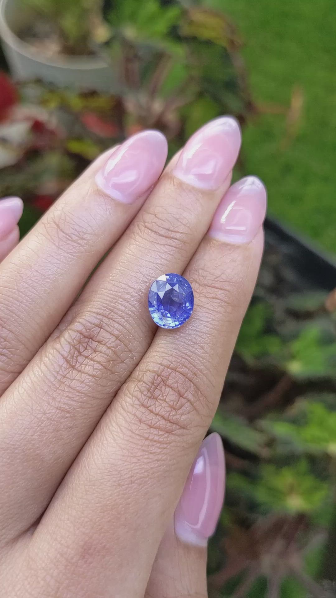 4.56 Ct. Blue Sapphire from Ceylon (Sri Lanka) Size Video