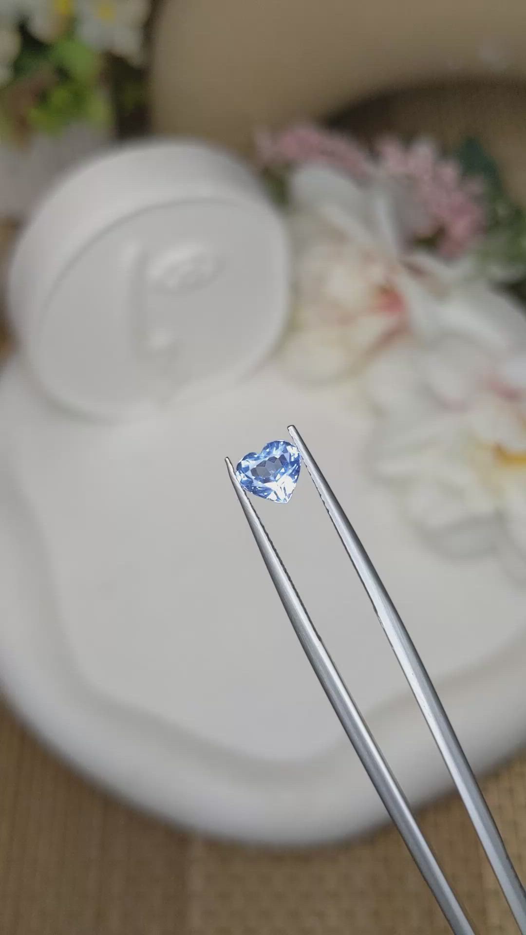 1.02 Ct. Blue Sapphire from Ceylon (Sri Lanka) Size Video