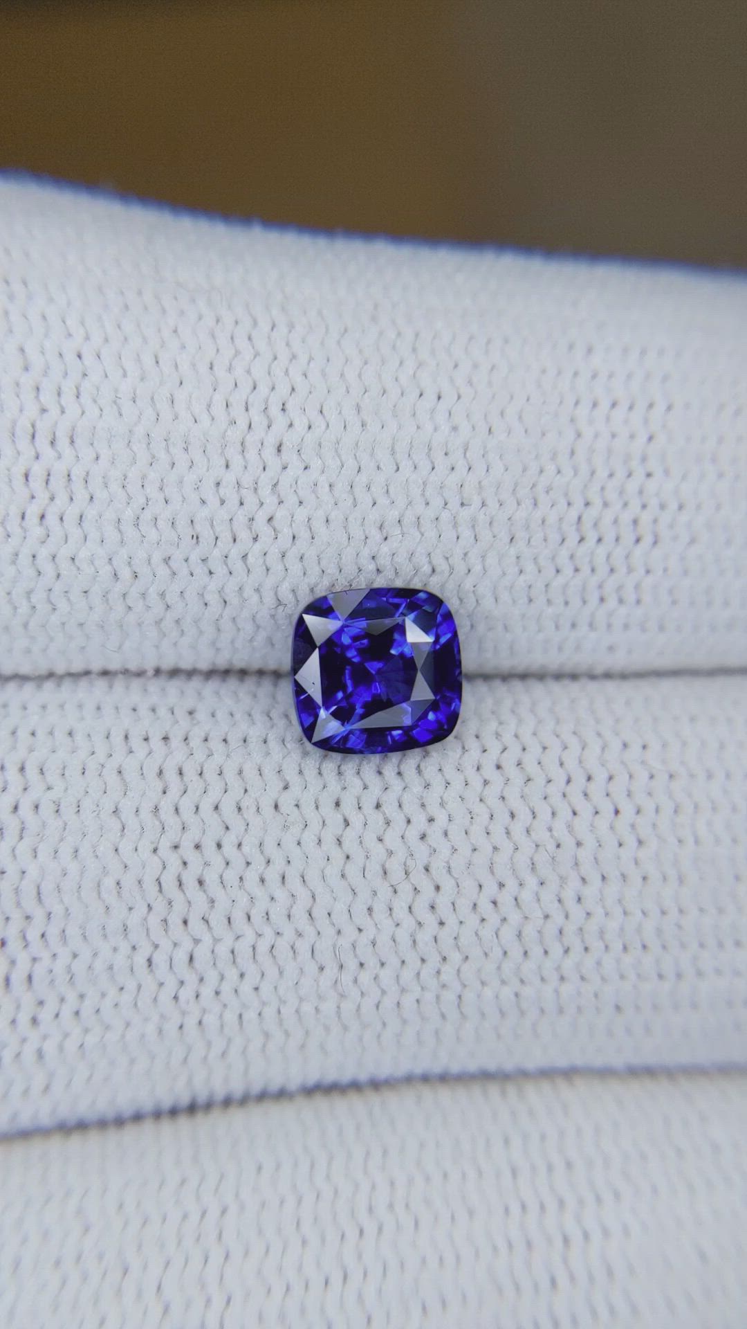 1.74 Ct. Blue Sapphire from Ceylon (Sri Lanka) Size Video