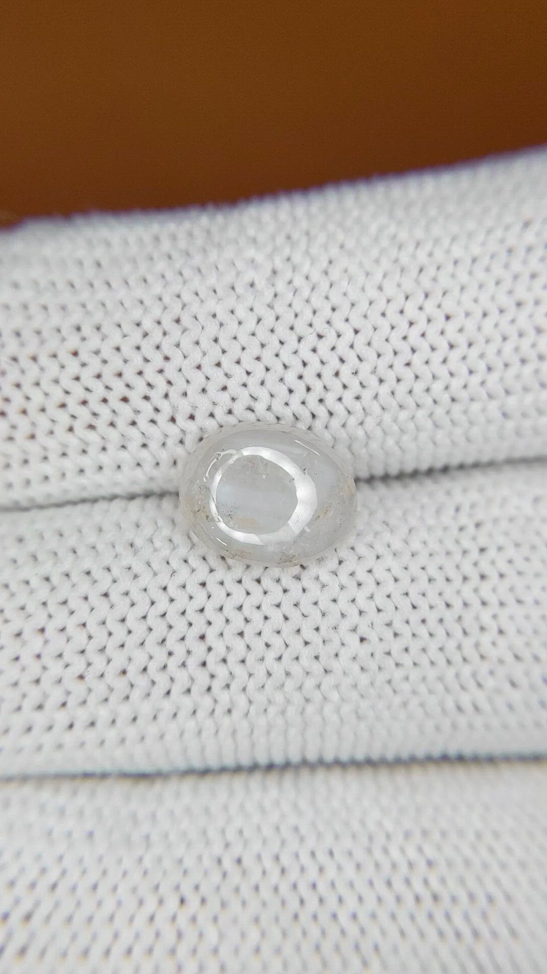 2.84 Ct. Grey Cabochon Sapphire from Ceylon (Sri Lanka) Size Video