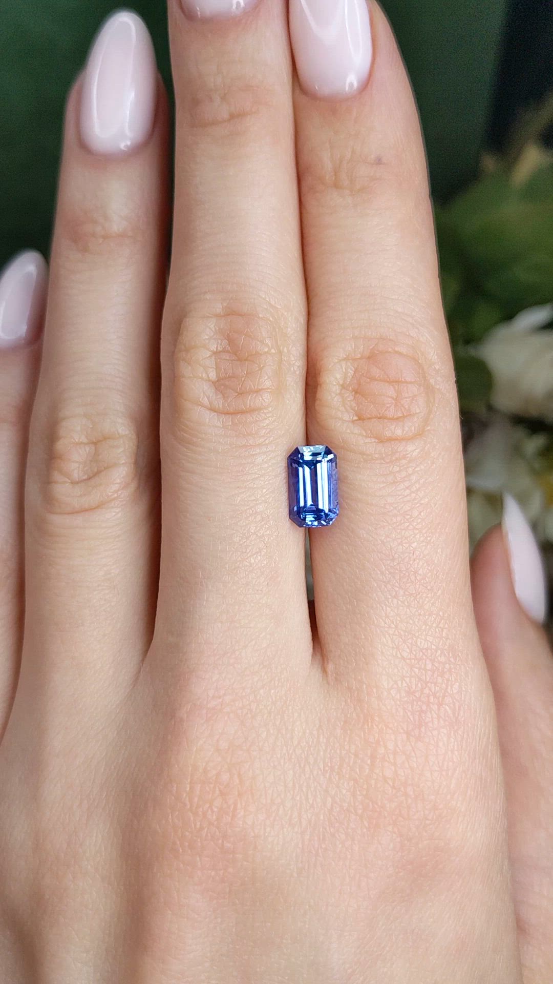 2.72 Ct. Blue Sapphire from Ceylon (Sri Lanka) Size Video