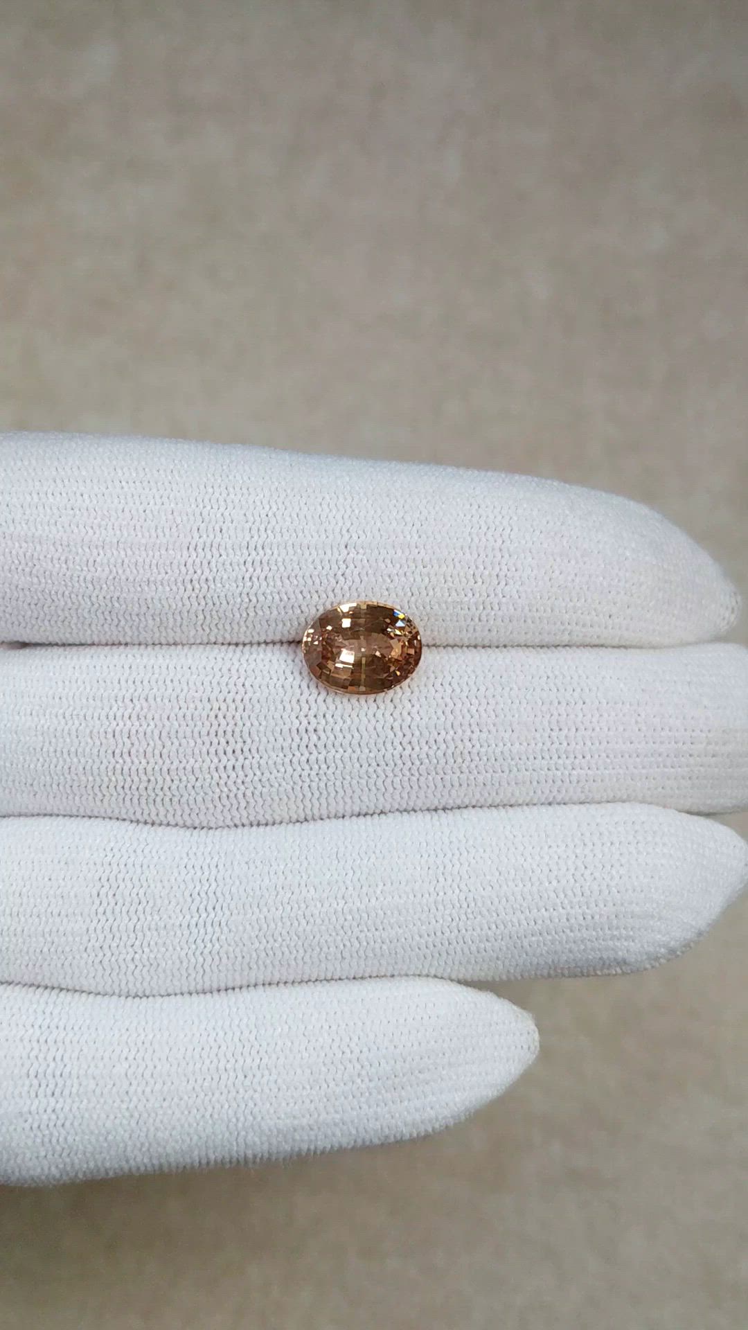 4.66 Ct. Padparadscha Sapphire from Madagascar Size Video