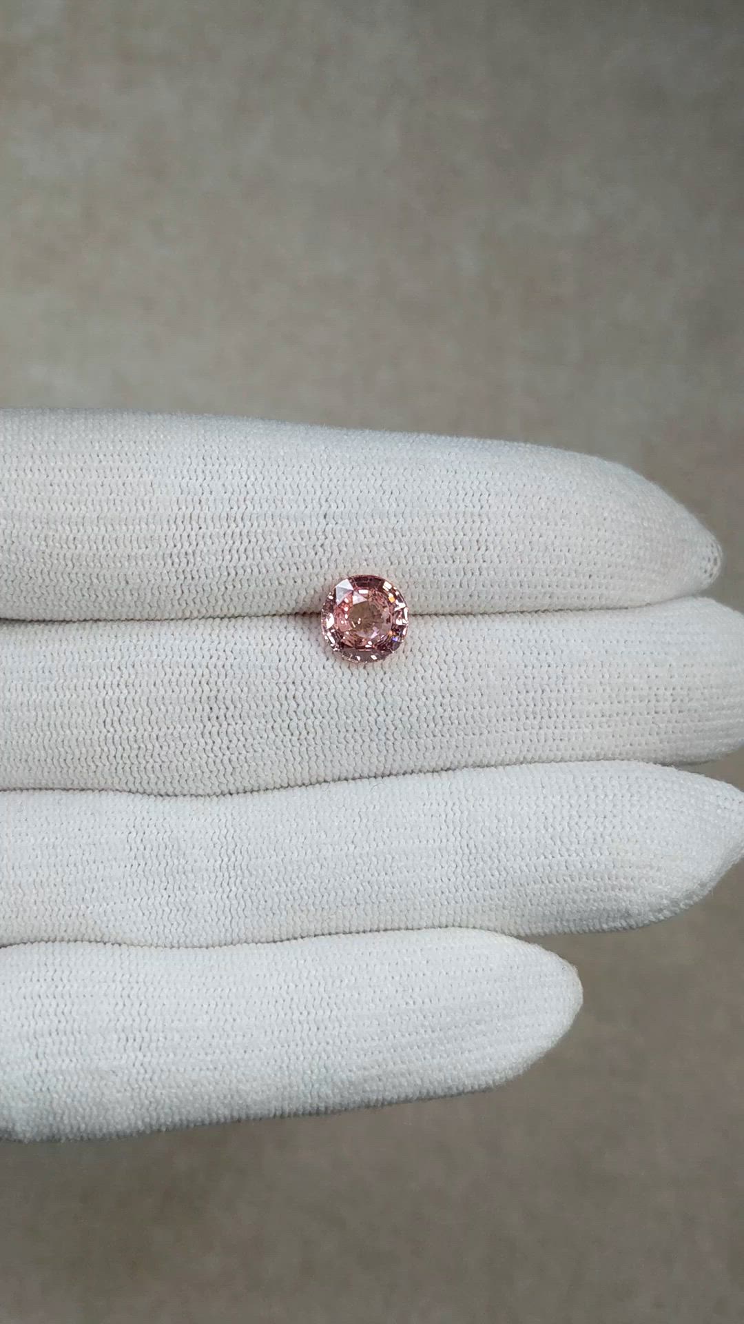 3.04 Ct. Padparadscha Sapphire from Ceylon (Sri Lanka) Size Video