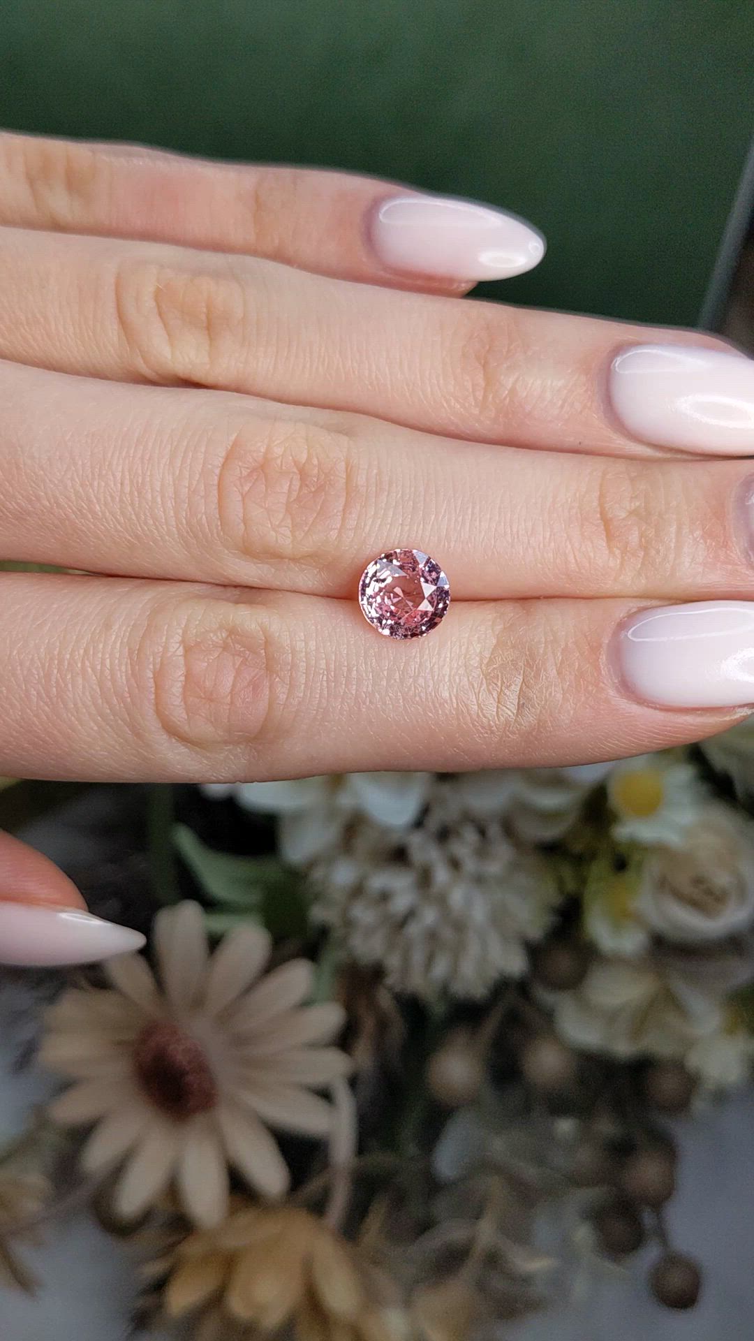 3.04 Ct. Padparadscha Sapphire from Ceylon (Sri Lanka) Size Video