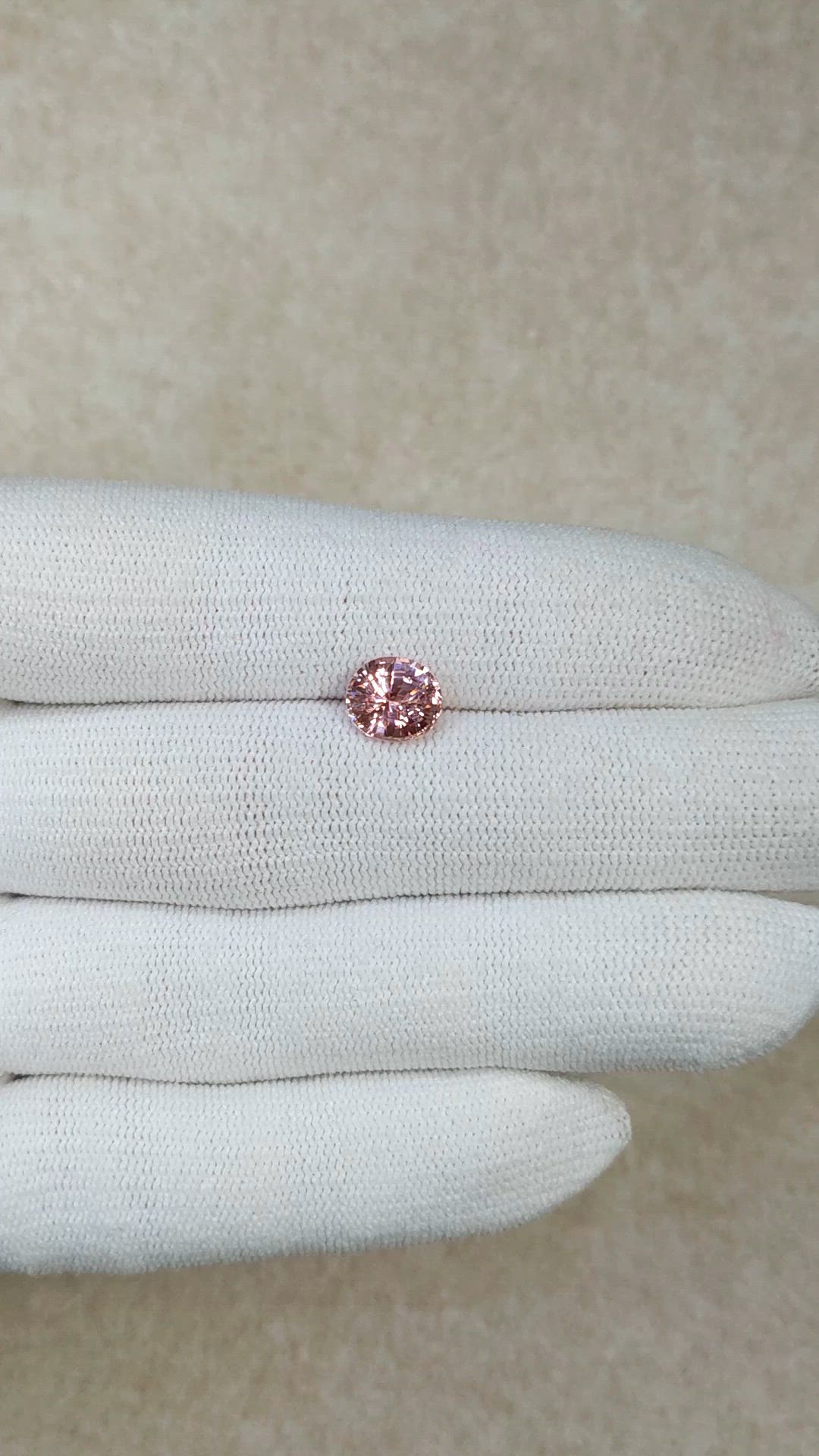 2.50 Ct. Padparadscha Sapphire from Ceylon (Sri Lanka) Size Video