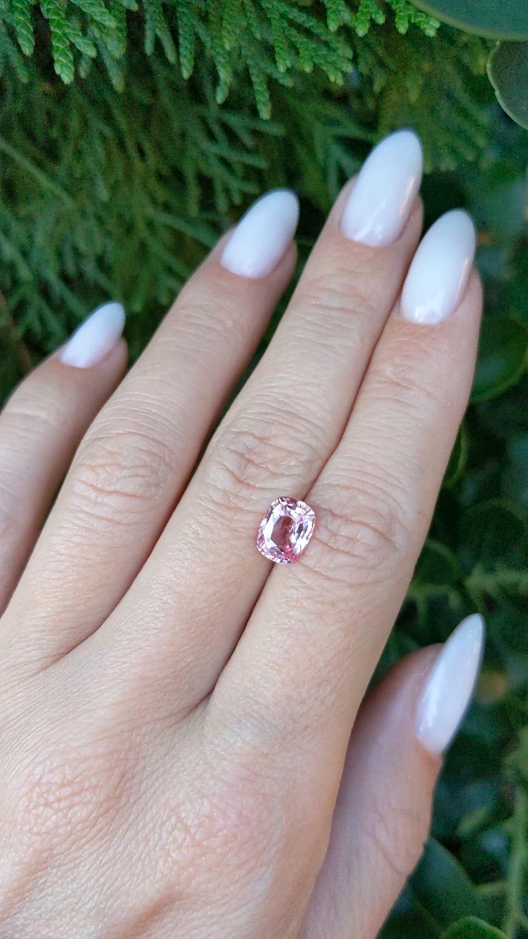 2.30 Ct. Padparadscha Sapphire from Ceylon (Sri Lanka) Size Video
