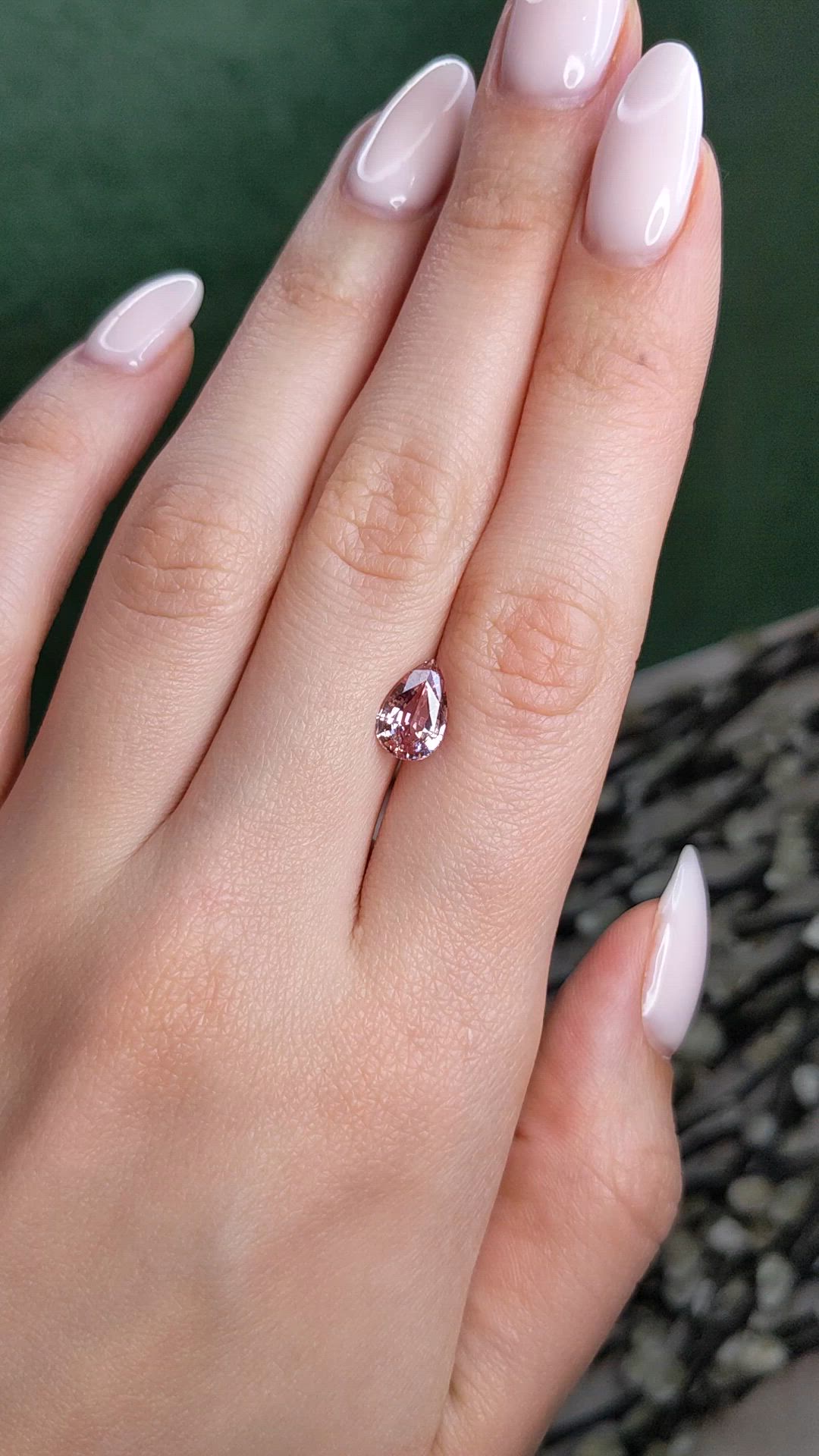 2.26 Ct. Padparadscha Sapphire from Ceylon (Sri Lanka) Size Video