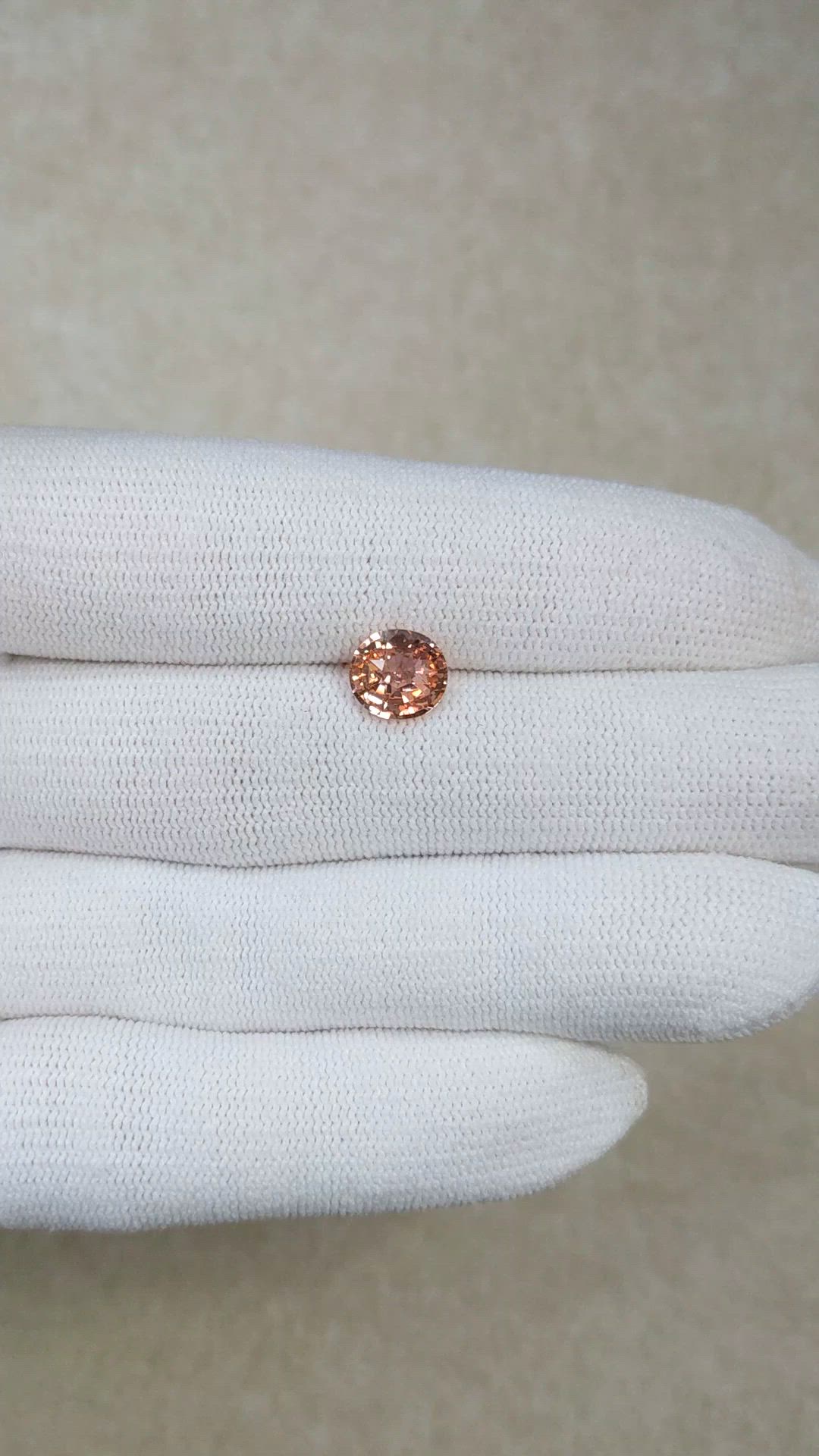 2.13 Ct. Padparadscha Sapphire from Ceylon (Sri Lanka) Size Video