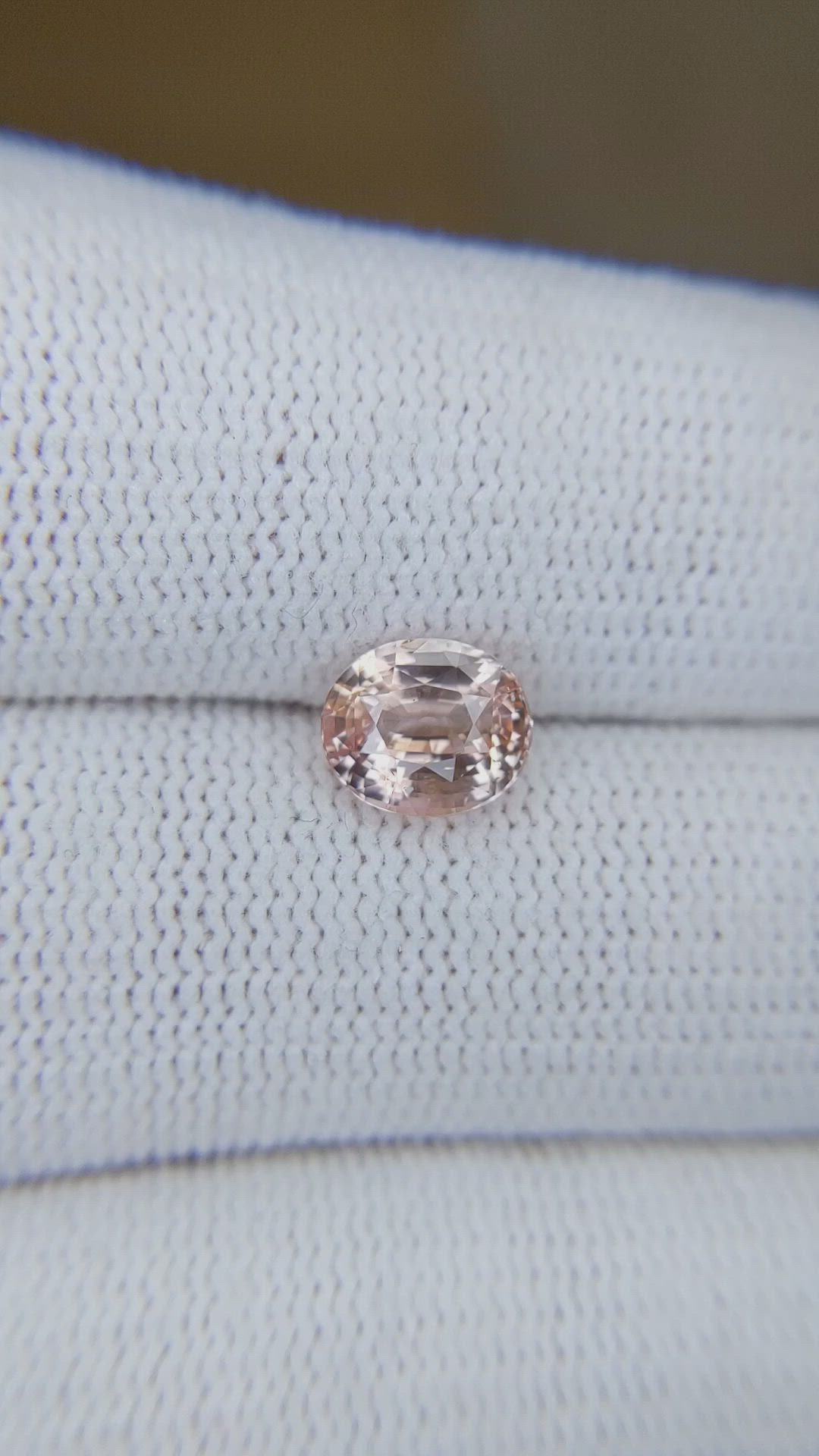 2.09 Ct. Padparadscha Sapphire from Ceylon (Sri Lanka) Size Video