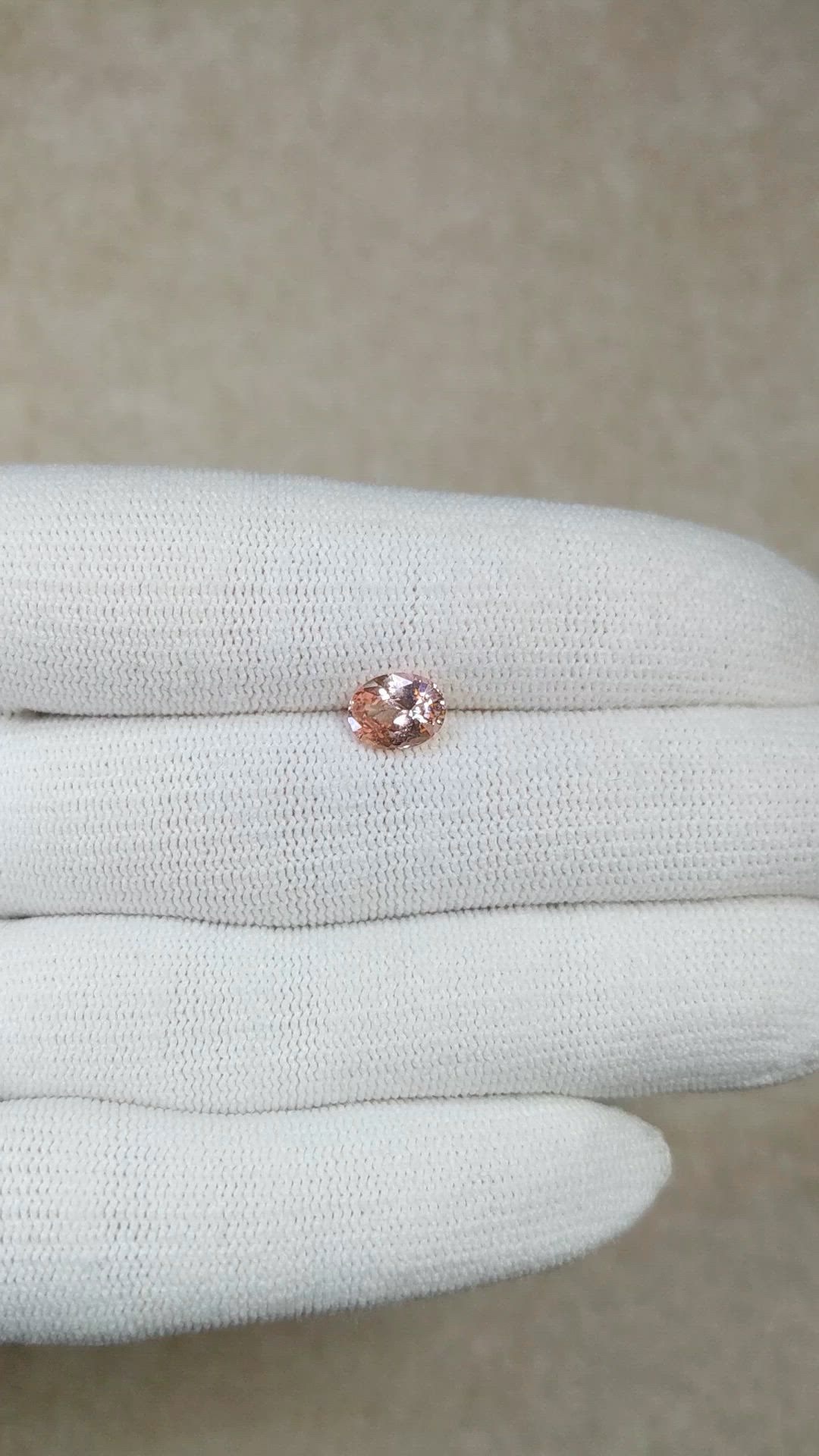 1.48 Ct. Padparadscha Sapphire from Ceylon (Sri Lanka) Size Video