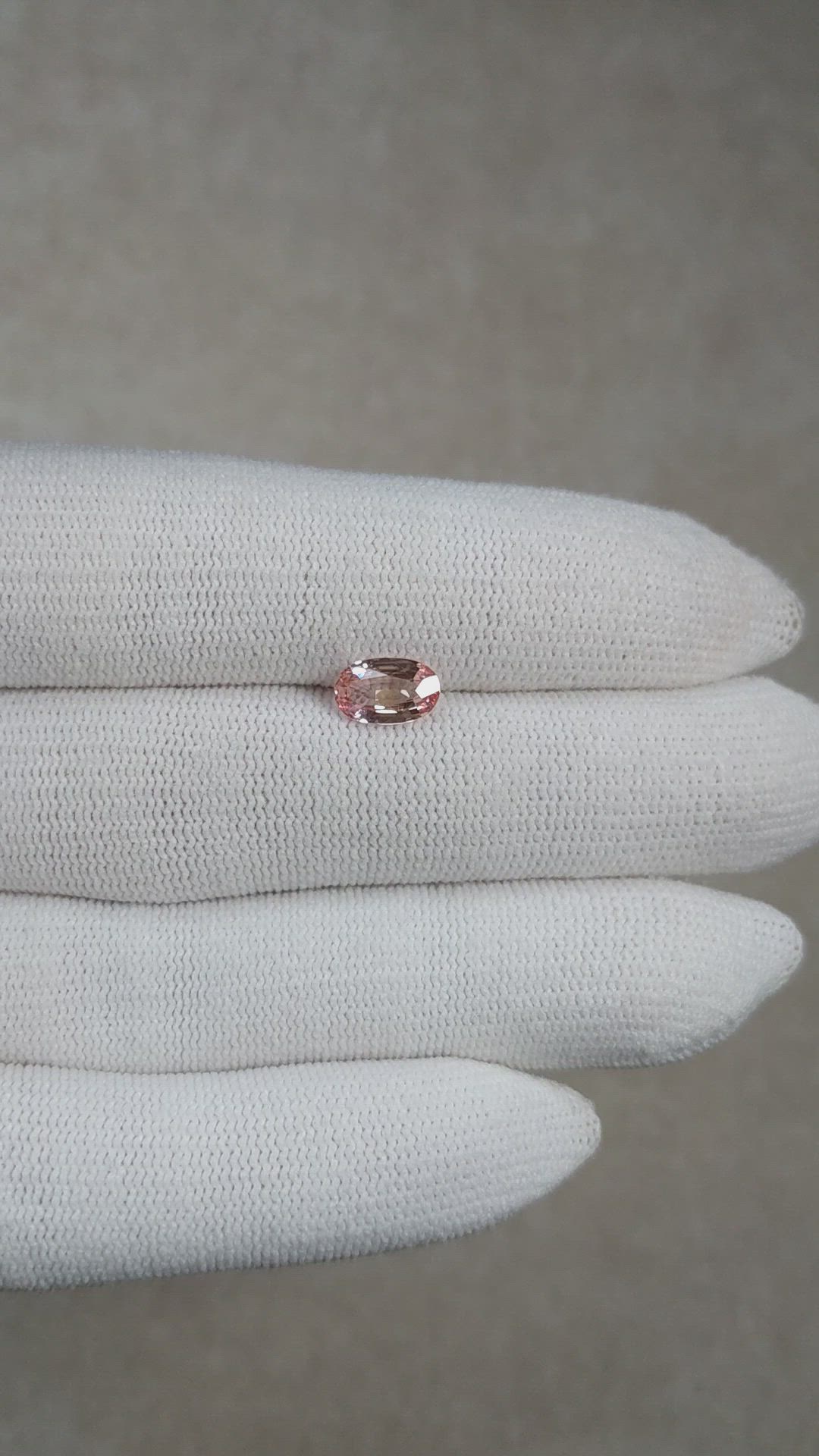 1.38 Ct. Padparadscha Sapphire from Ceylon (Sri Lanka) Size Video