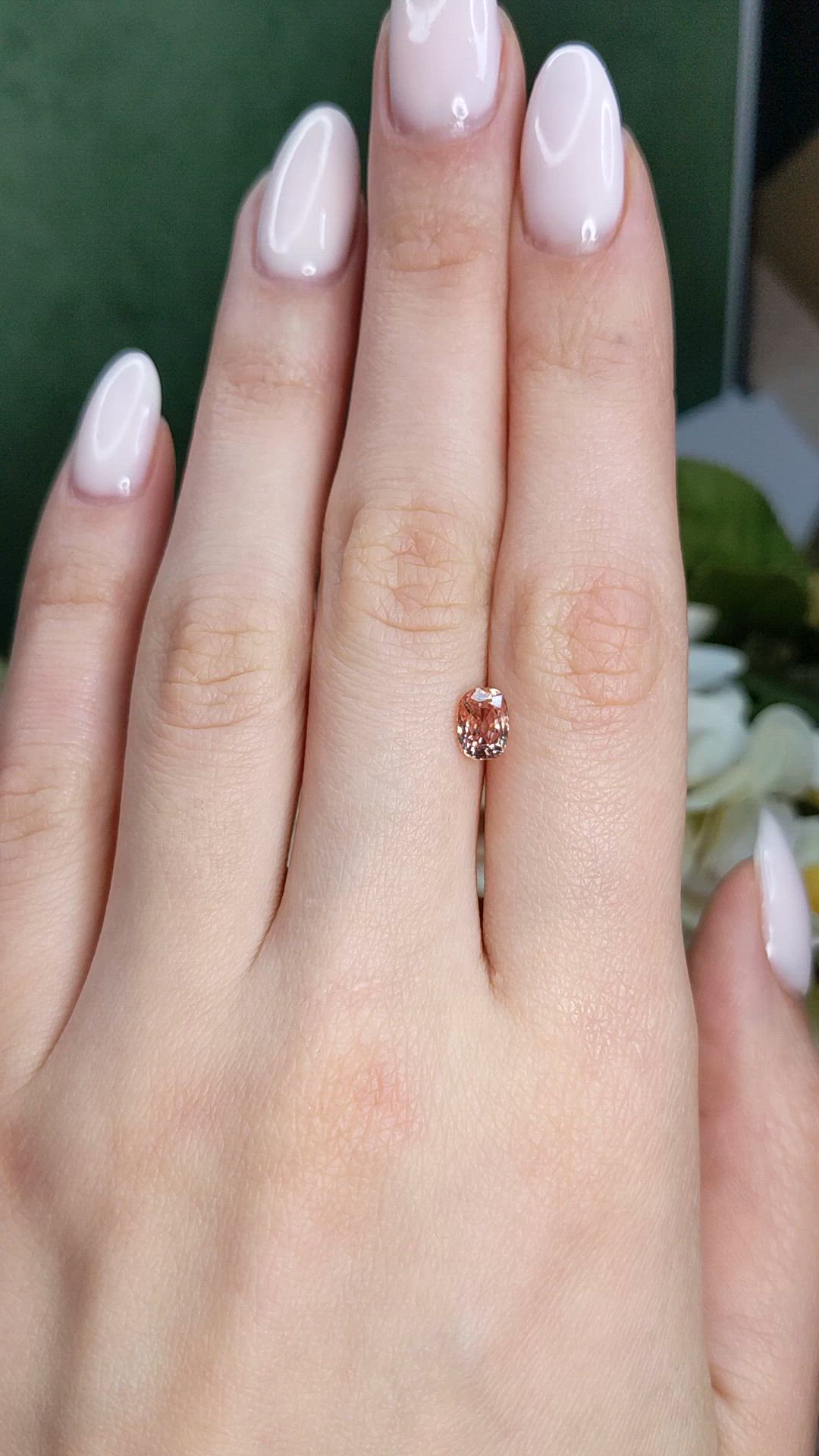 1.11 Ct. Padparadscha Sapphire from Ceylon (Sri Lanka) Size Video