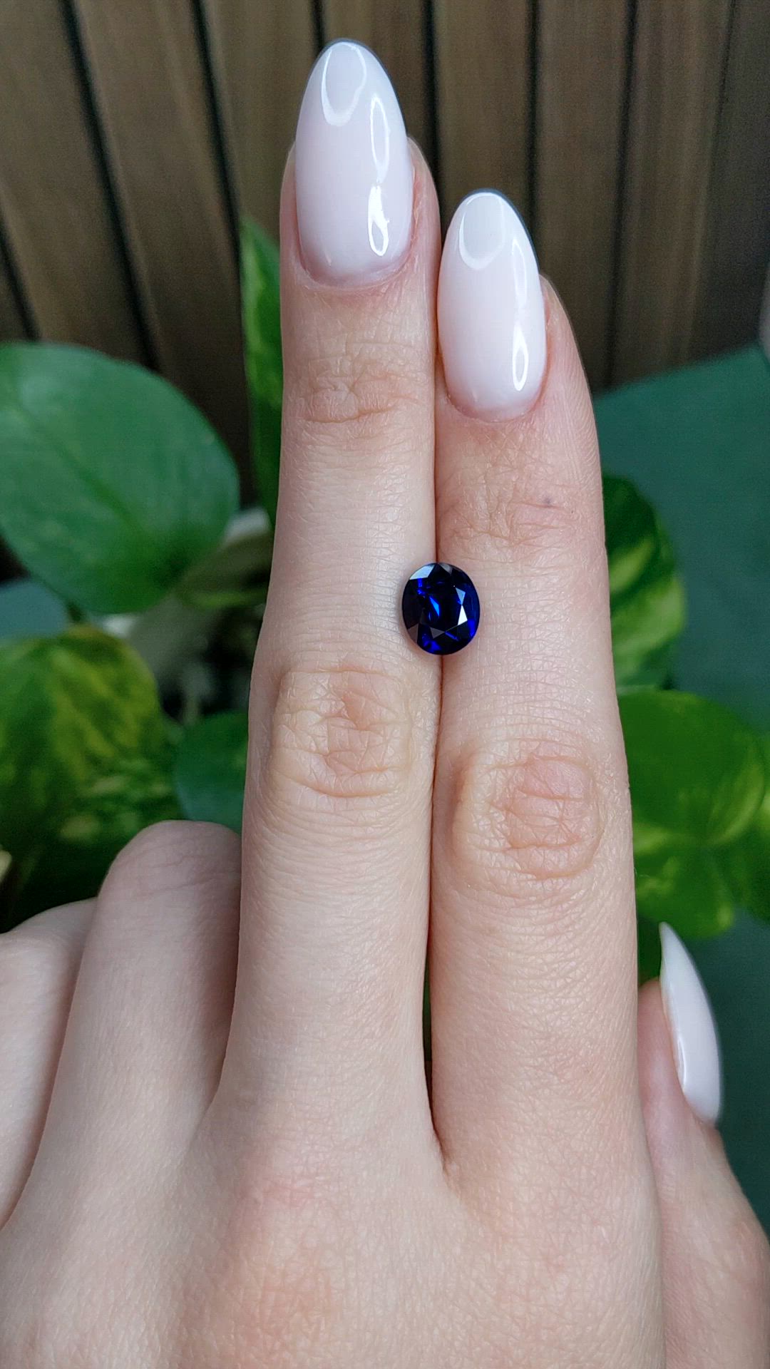 2.73 Ct. Blue Sapphire from Ceylon (Sri Lanka) Size Video