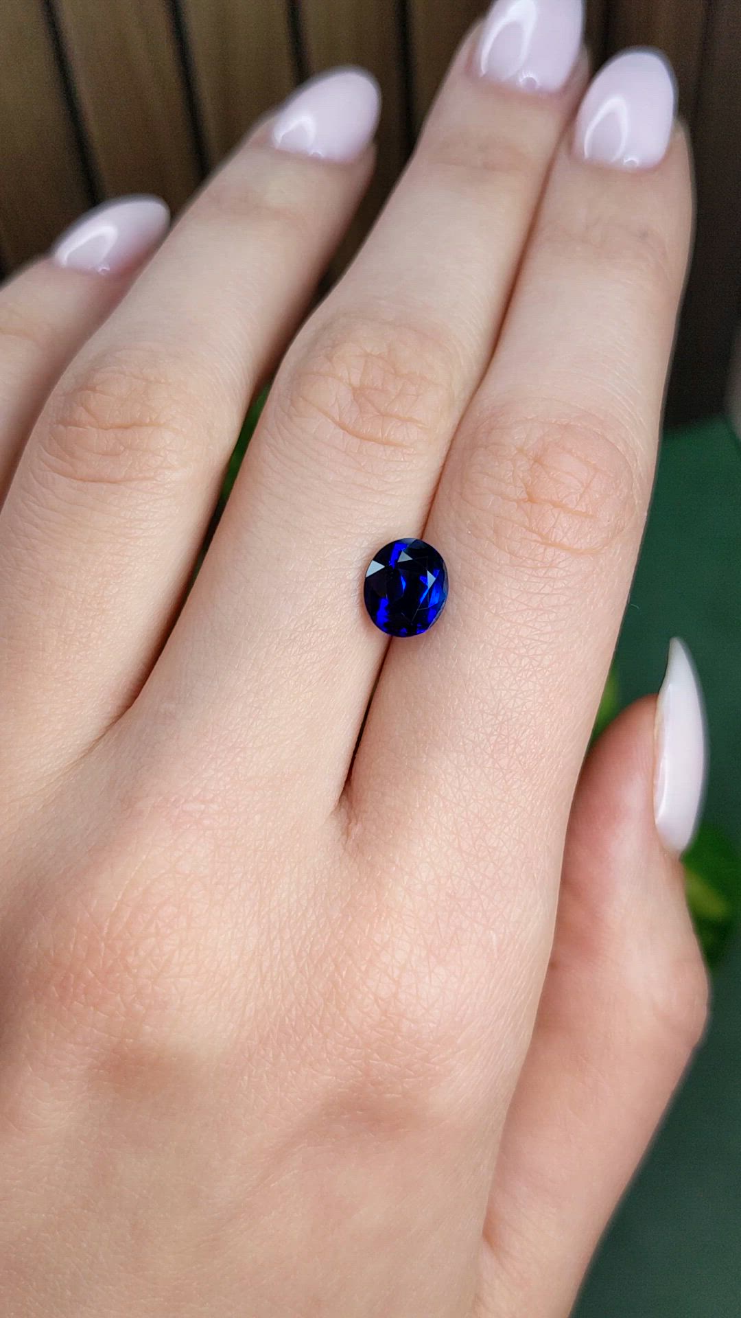 2.73 Ct. Blue Sapphire from Ceylon (Sri Lanka) Size Video