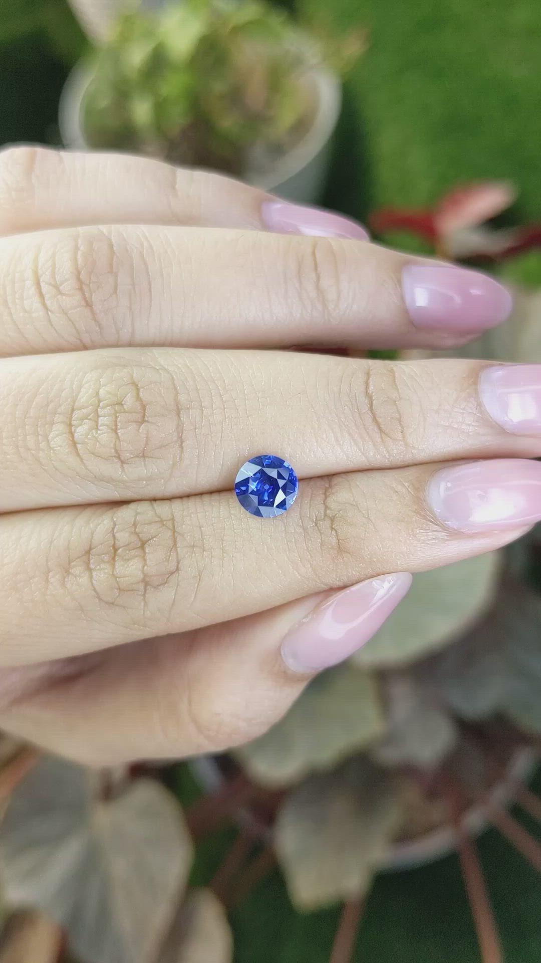 1.25 Ct. Blue Sapphire from Ceylon (Sri Lanka) Size Video
