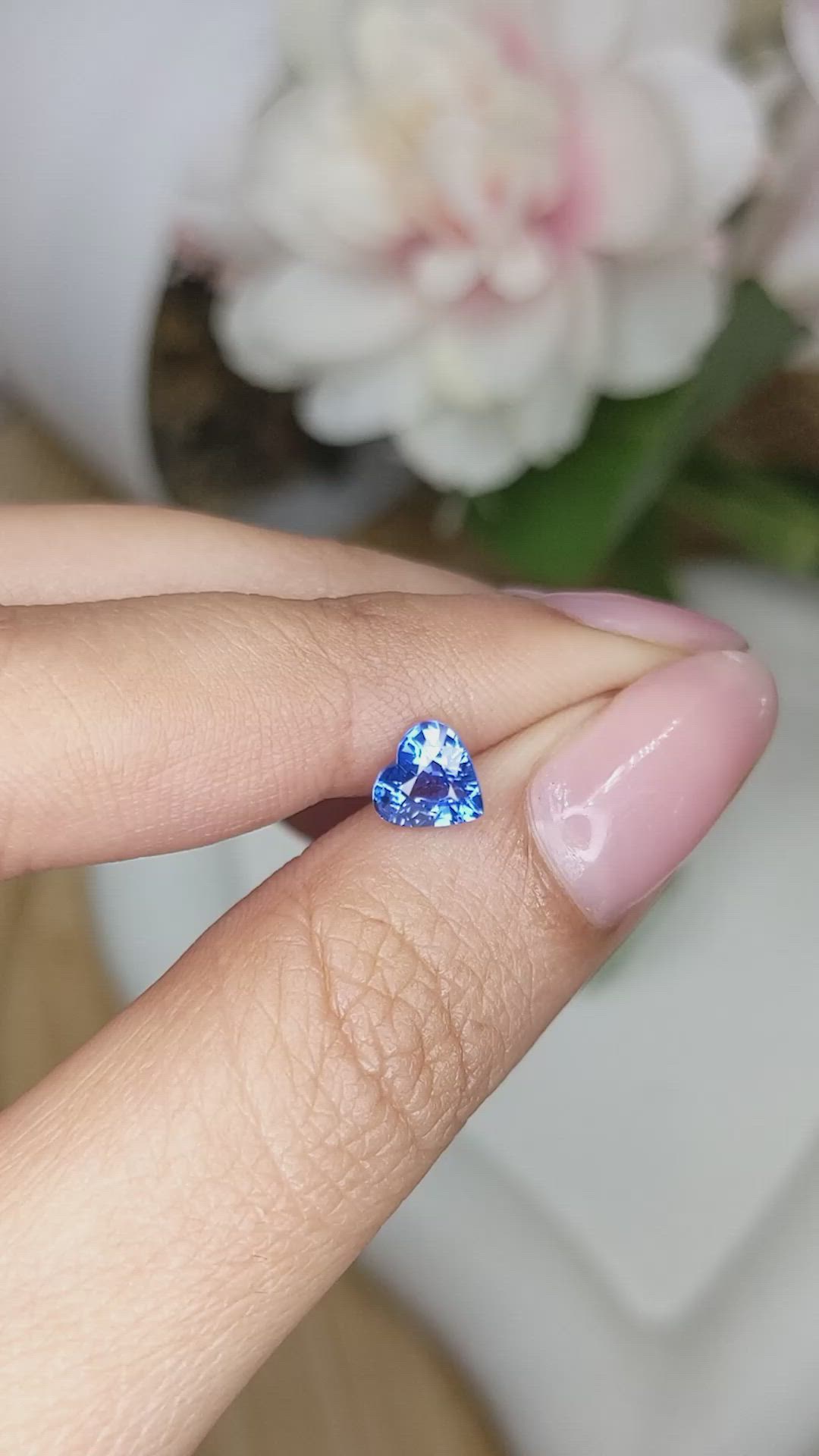 0.81 Ct. Blue Sapphire from Ceylon (Sri Lanka) Size Video