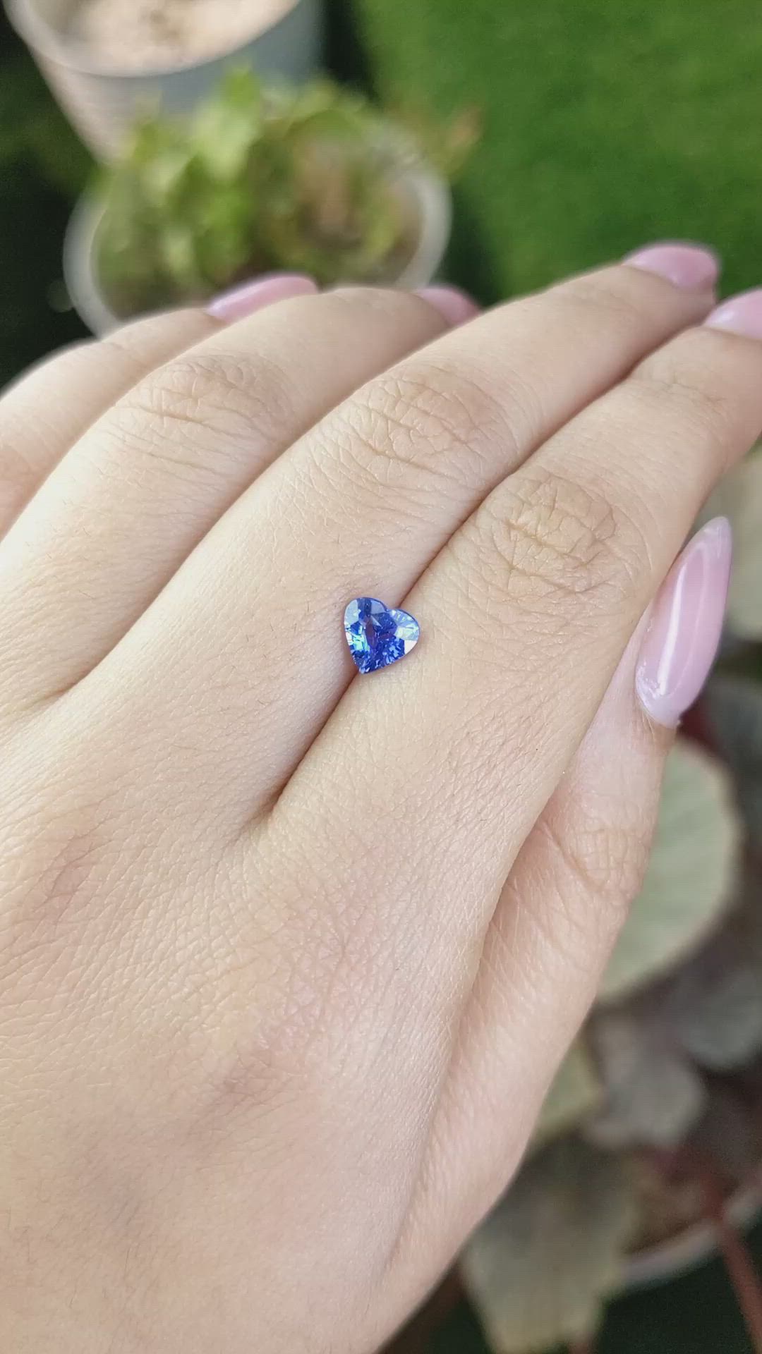 0.81 Ct. Blue Sapphire from Ceylon (Sri Lanka) Size Video