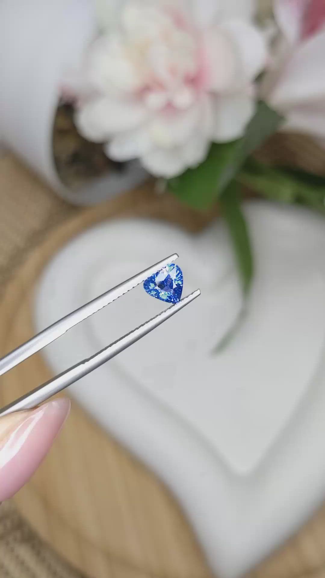 0.81 Ct. Blue Sapphire from Ceylon (Sri Lanka) Size Video