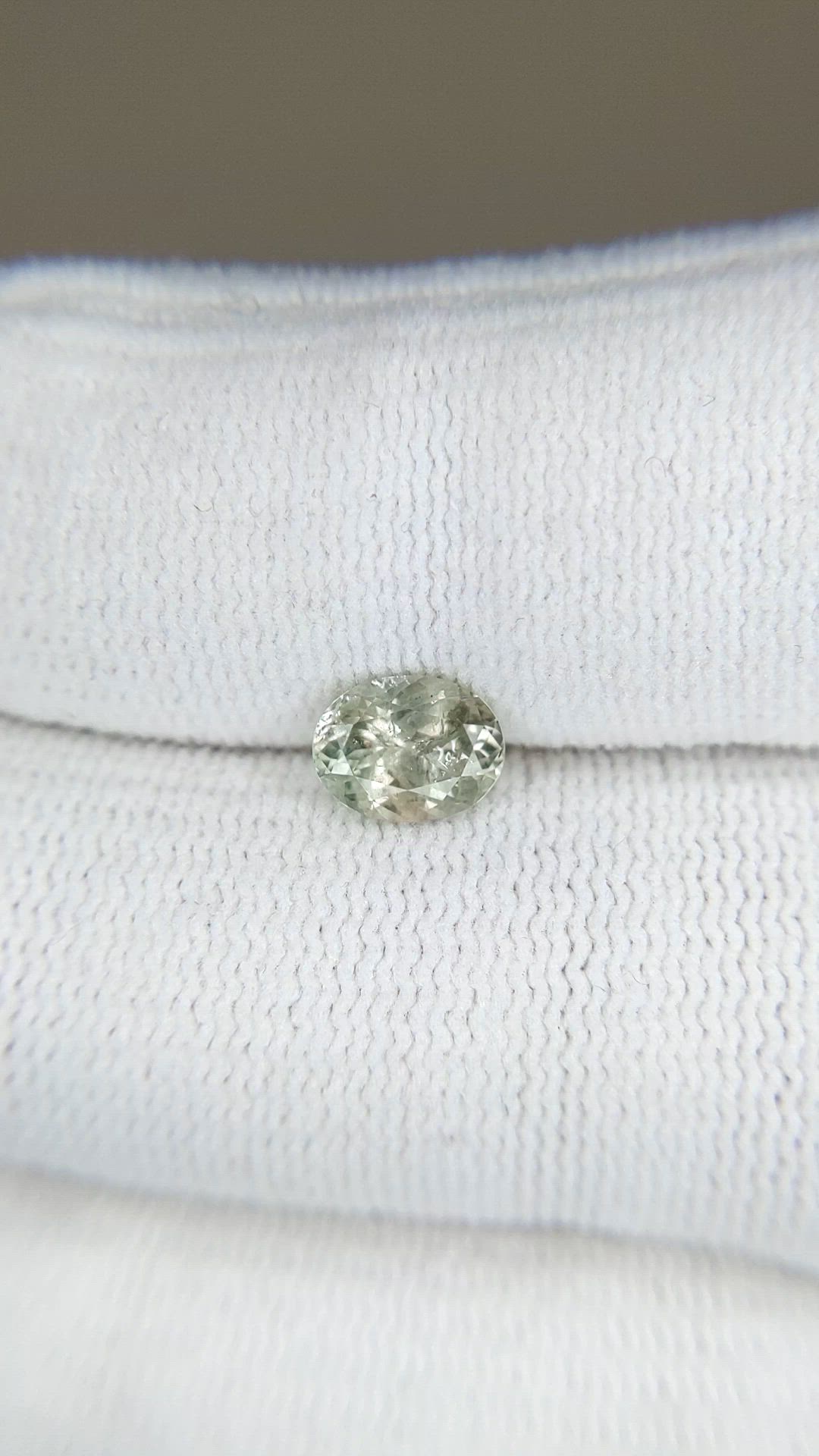 1.05 Ct. Greenish Yellow Sapphire from Ceylon (Sri Lanka) Size Video