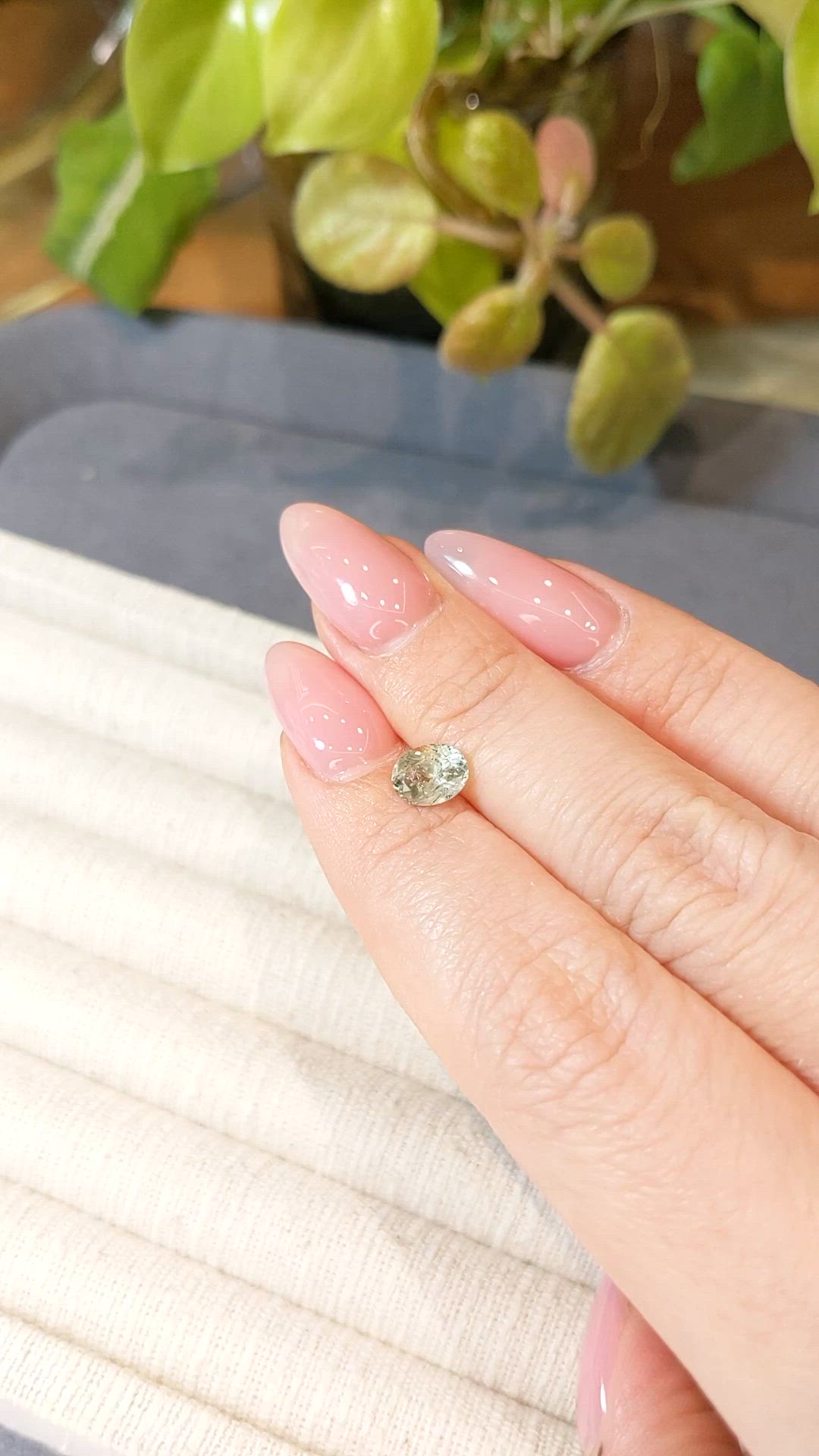 1.05 Ct. Greenish Yellow Sapphire from Ceylon (Sri Lanka) Size Video
