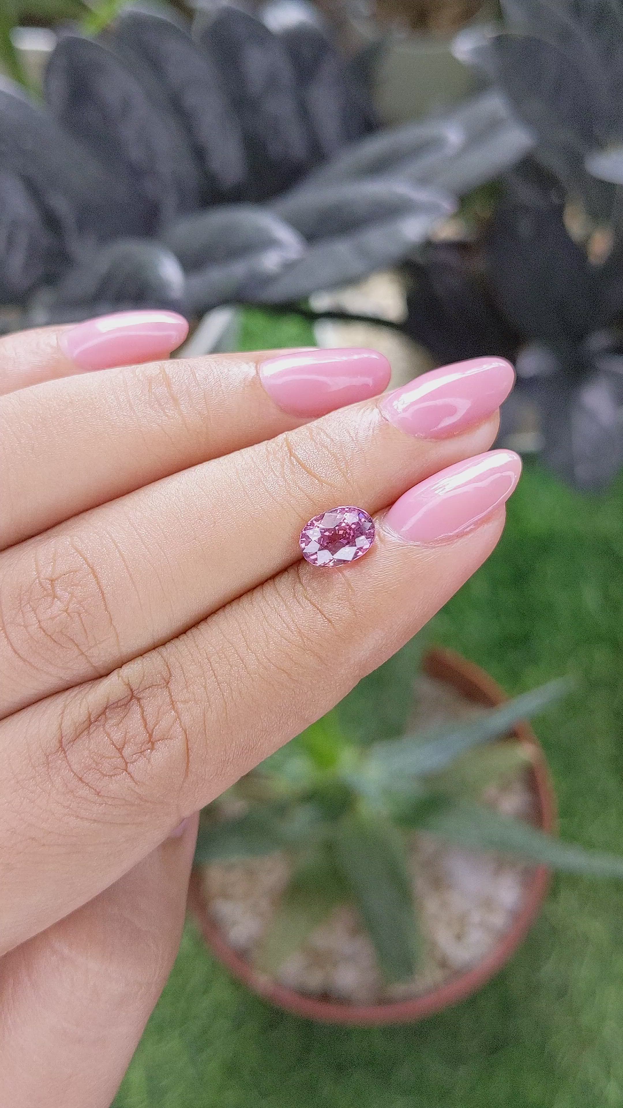 1.56 Ct. Padparadscha Sapphire from Ceylon (Sri Lanka) Size Video
