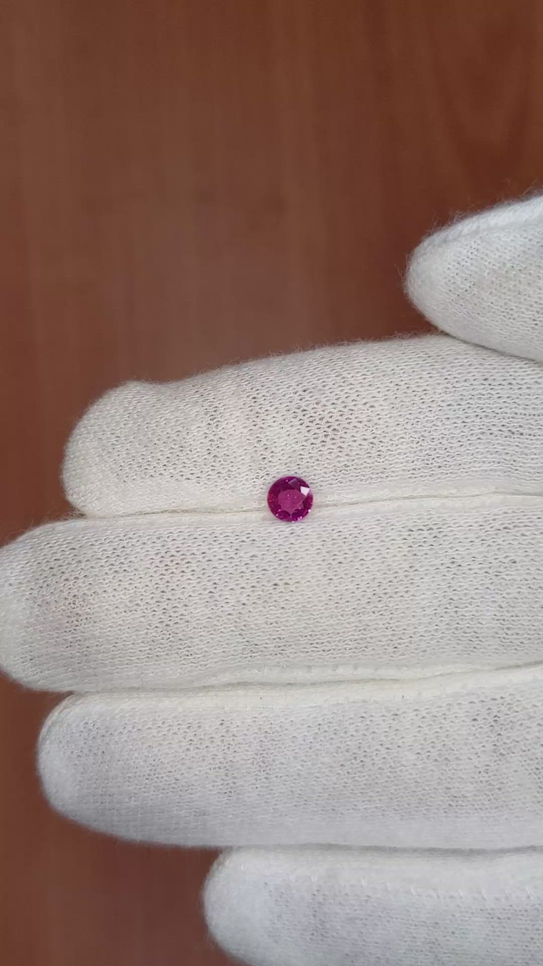0.47 Ct. Reddish Pink Sapphire from Ceylon (Sri Lanka) Size Video